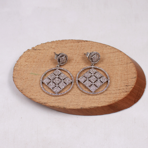 Luxury women’s earrings with sparkling rose cut diamonds