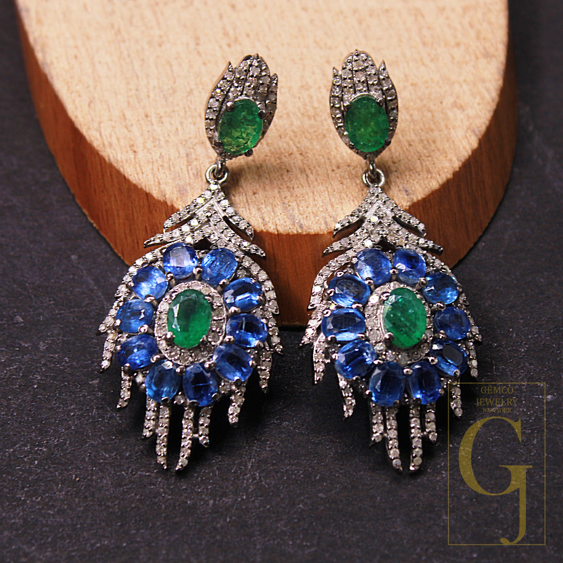 1 Pair Emerald And Kyanite Pave Rosecut Diamond Earring Handmade Silver Jewelry