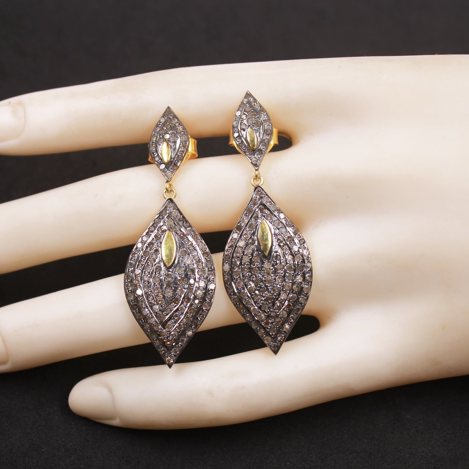 Antique-style diamond earrings in 925 sterling silver