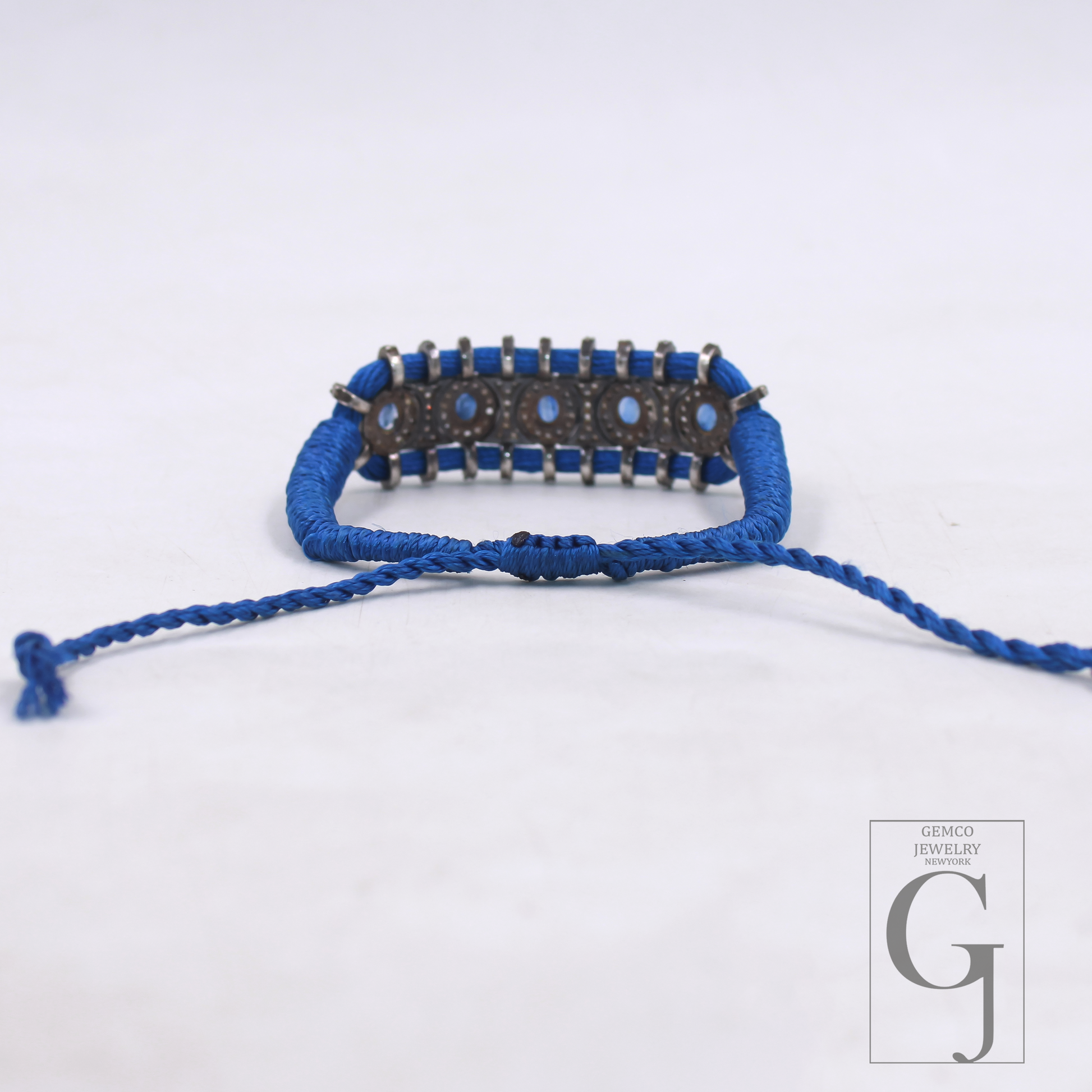 Handmade kyanite thread bracelet with rosecut diamonds and sterling silver