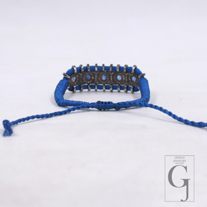 Handmade kyanite thread bracelet with rosecut diamonds and sterling silver