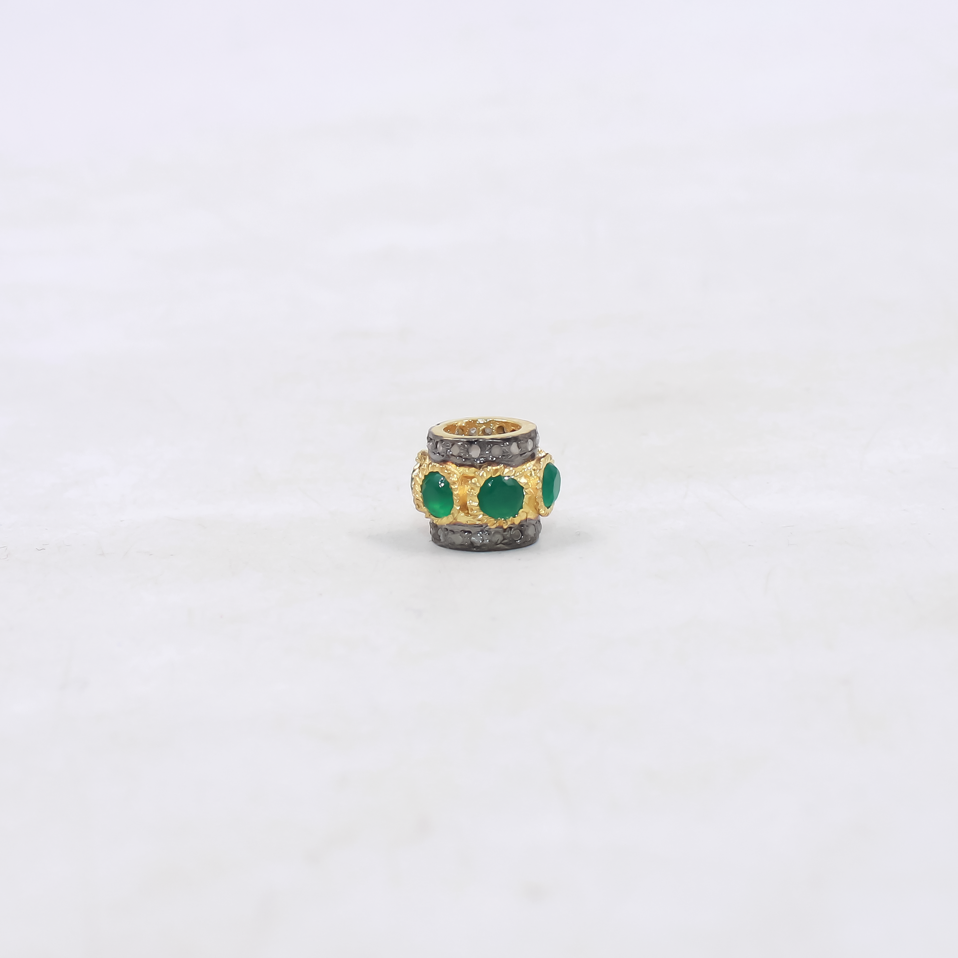 Luxury emerald and diamond sterling silver bead for bracelets and necklaces