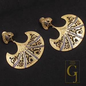 Handmade Pave Diamonds Earrings In Vermeil Gold