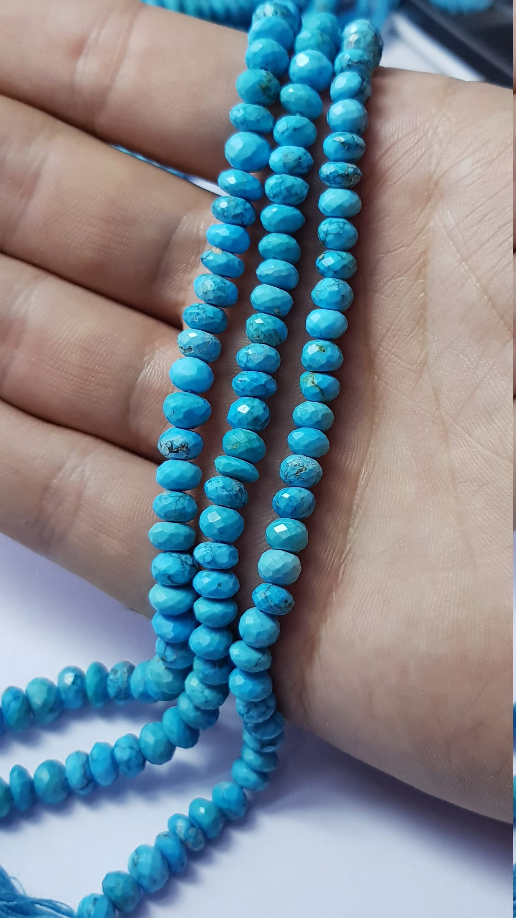 Rare Natural Arizona Turquoise beads , Arizona faceted turquoise beads,AAA high quality faceted Rondelles beads size 5-6mm 13 inche strand