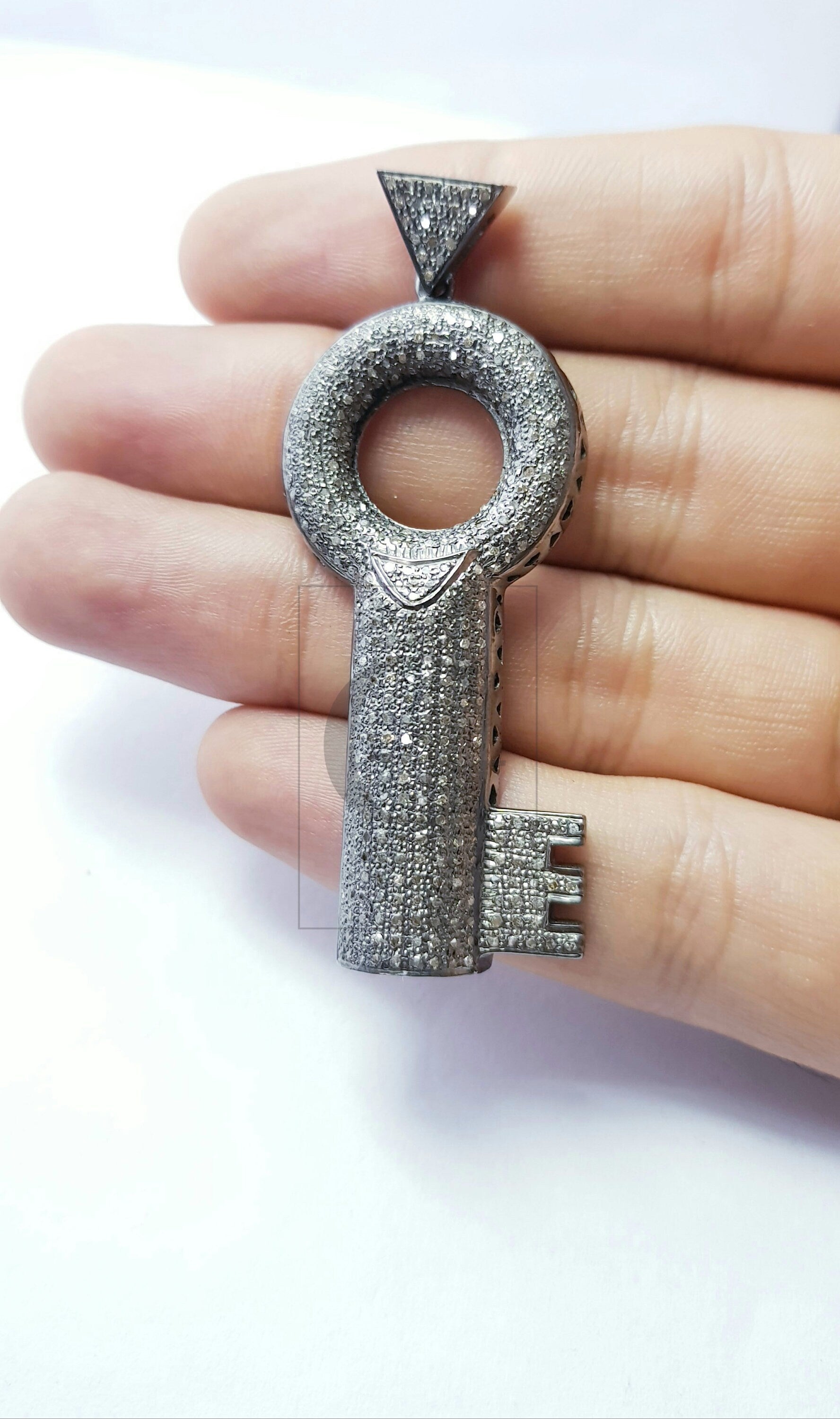 Key pendant design brilliant cut diamond pave diamond pendant 925 sterling silver handmade finish beautiful diamond jewelry pendant jewelry