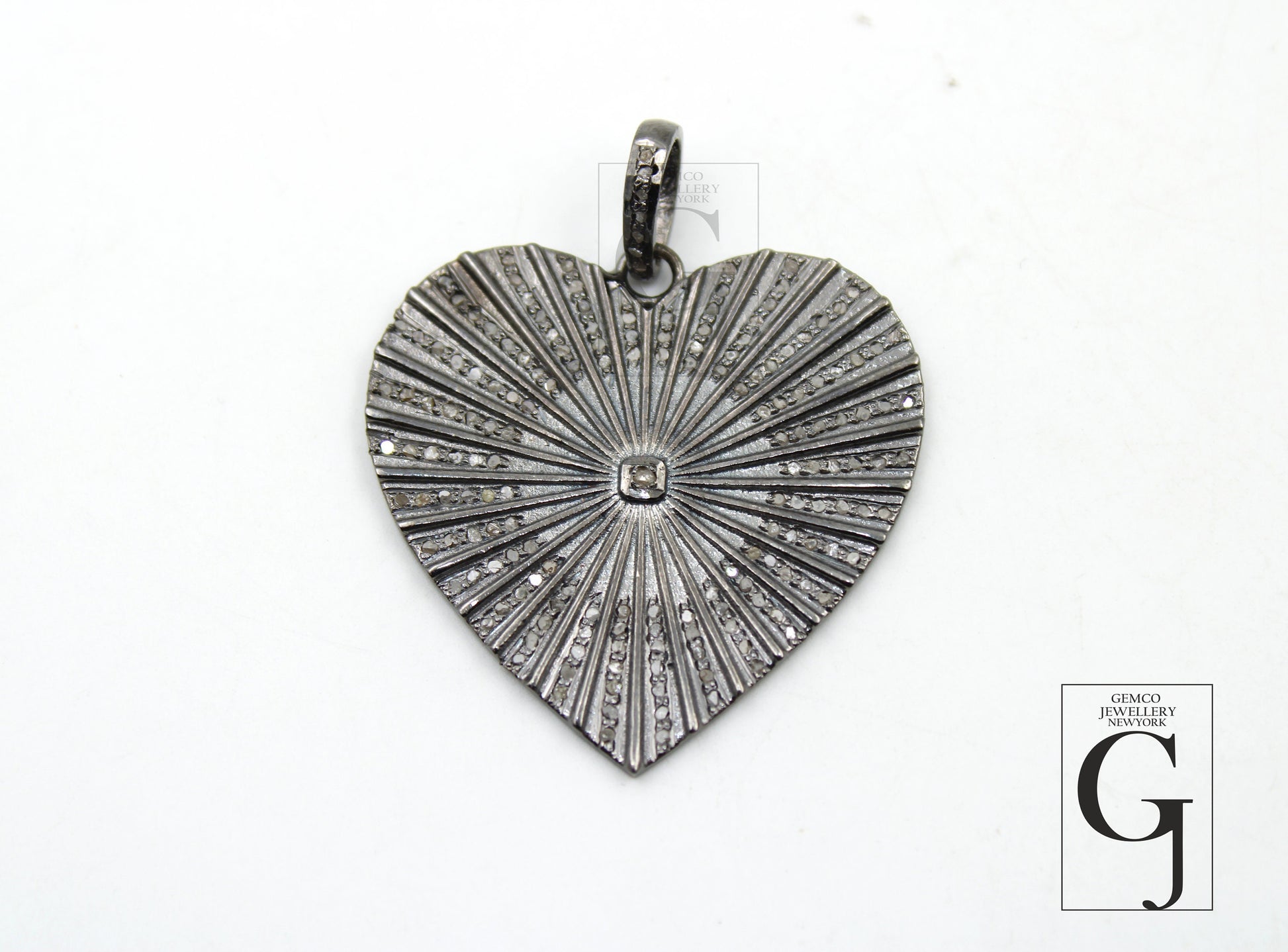 Very Beautiful Starburst Heart Designer Rosecut Pave Diamond Pendant 925 Sterling Silver Handmade Finish Diamond Jewelry Necklace Pendant