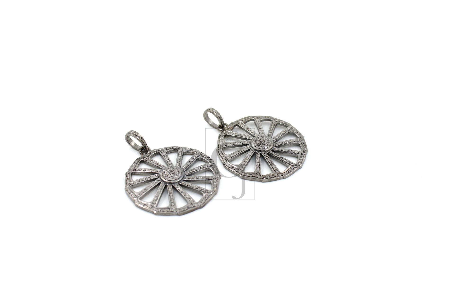 Very beautiful wheel designer Rosecut pave diamond pendant 925 sterling silver handmade finish diamond jewelry necklace pendant