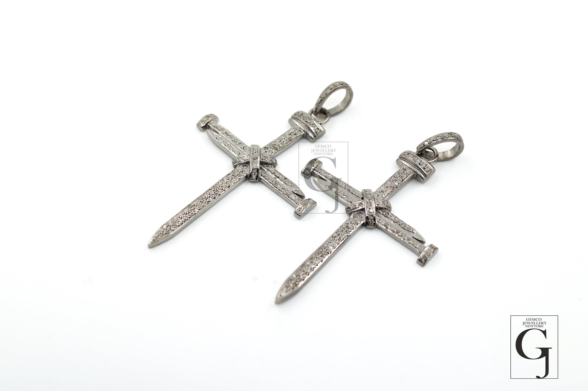 Nail style Cross designer diamond pendant Rosecut pave diamond pendant 925 sterling silver handmade finish diamond jewelry necklace pendant