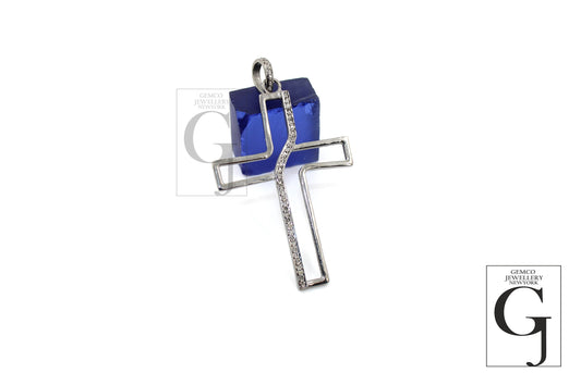 Fashionable Cross Designer Diamond Pendant Rosecut Pave Diamond Pendant 925 Sterling Silver Handmade Finish Diamond Jewelry Necklace Pendant