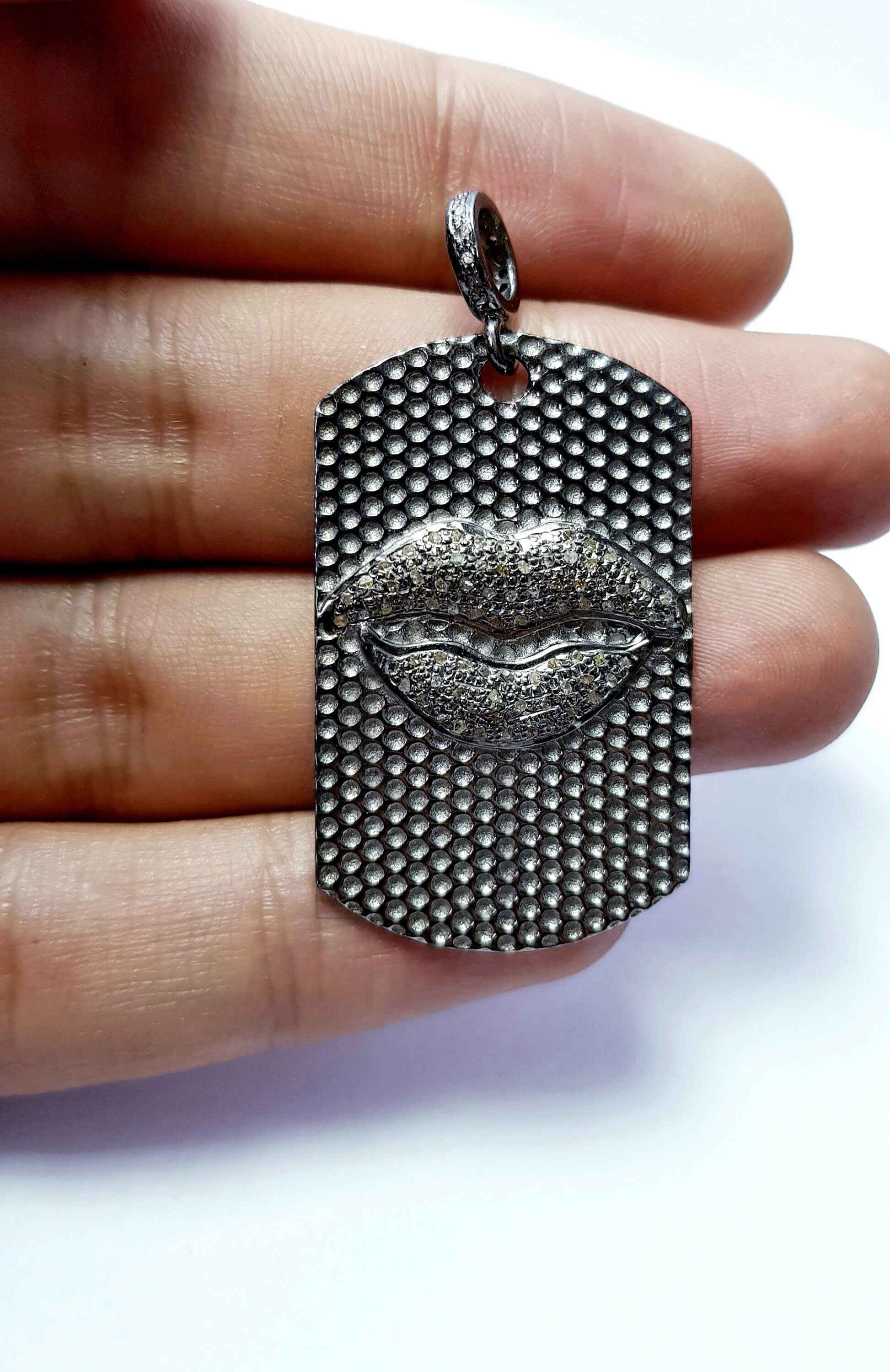 Latest design lips style Rosecut pave diamond pendant 925 sterling silver handmade finish beautiful diamond jewelry