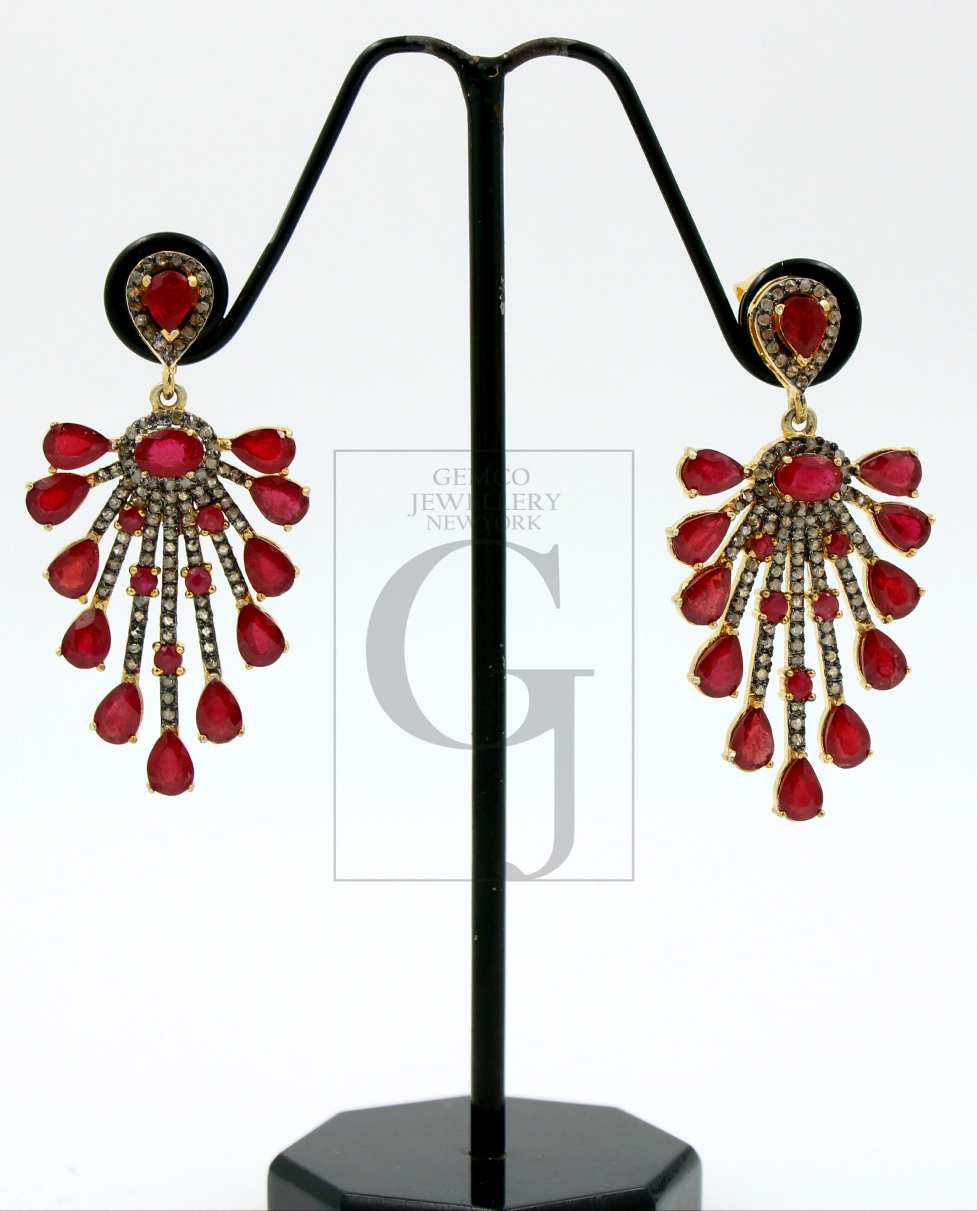 Very beautiful designer Vermail Gold Ruby designer earring stone with rosecut diamond pave setting diamond earring