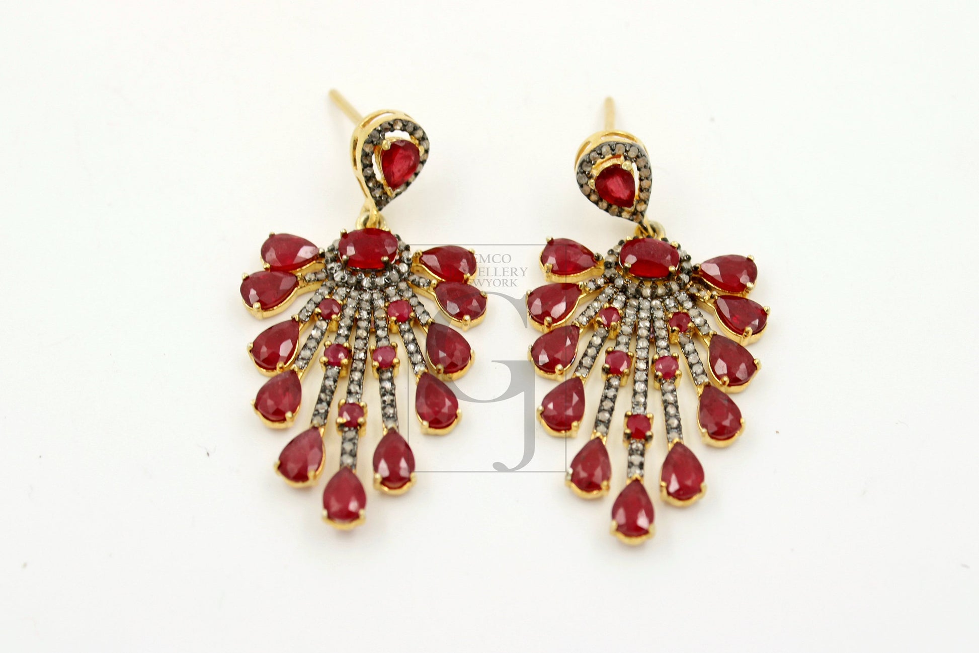 Very beautiful designer Vermail Gold Ruby designer earring stone with rosecut diamond pave setting diamond earring