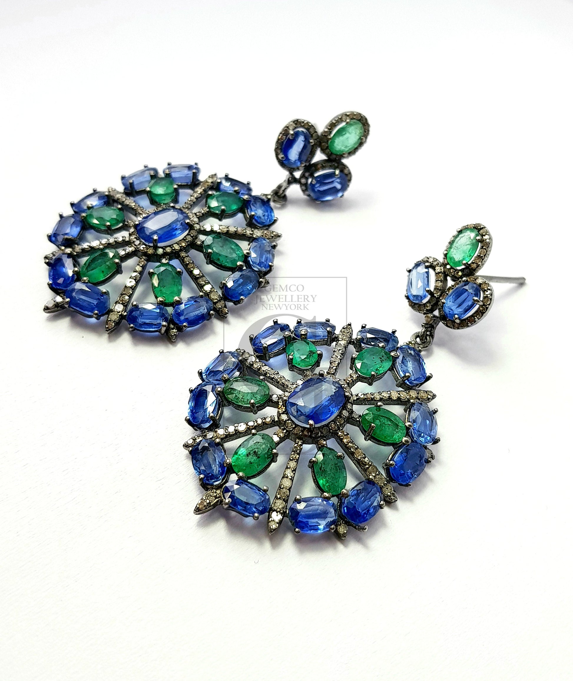 Very beautiful designer Rosecut pave diamond earrings 925 sterling silver handmade silver finish emerald kaynite diamond earrings jewelry