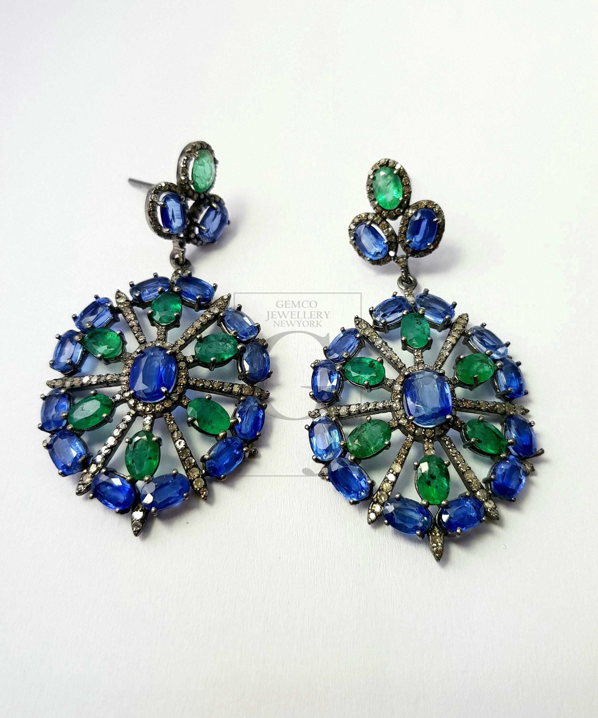 Very beautiful designer Rosecut pave diamond earrings 925 sterling silver handmade silver finish emerald kaynite diamond earrings jewelry