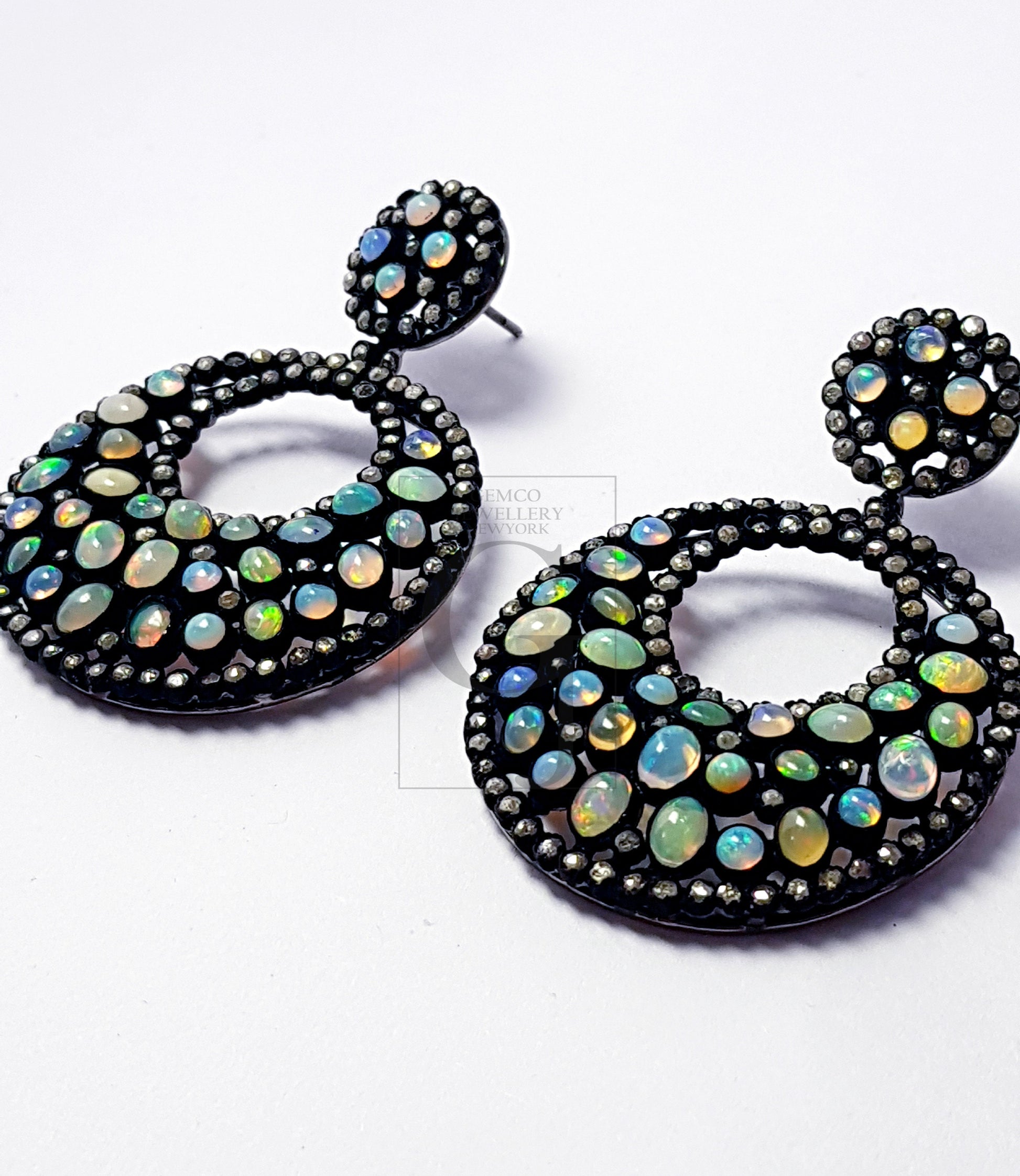 Very beautiful round shaped opal design Pave diamond earring  sterling silver earring pave diamond silver earring 925 sterling opal earring