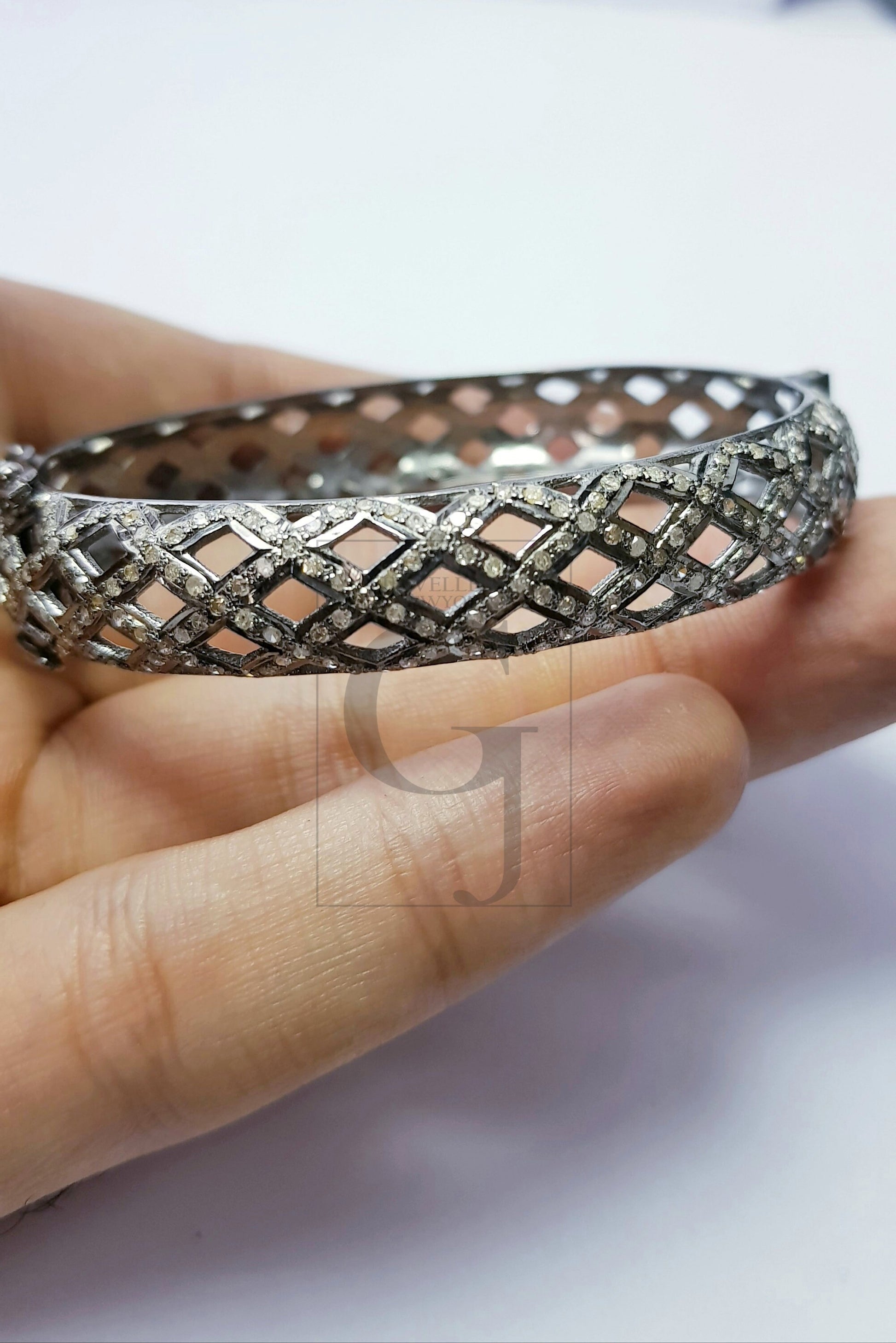 Very beautiful designer Rosecut pave diamond bangle 925 sterling silver handmade finish fashionable diamond bangle bracelet