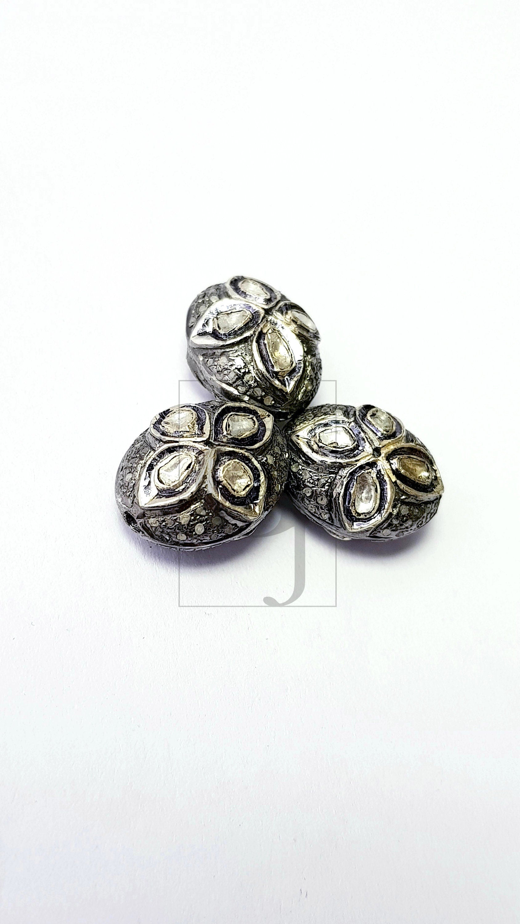 Beautiful flat diamond design Rosecut pave diamond bead 925 sterling silver handmade silver finish flower diamond bead 16mm size bead