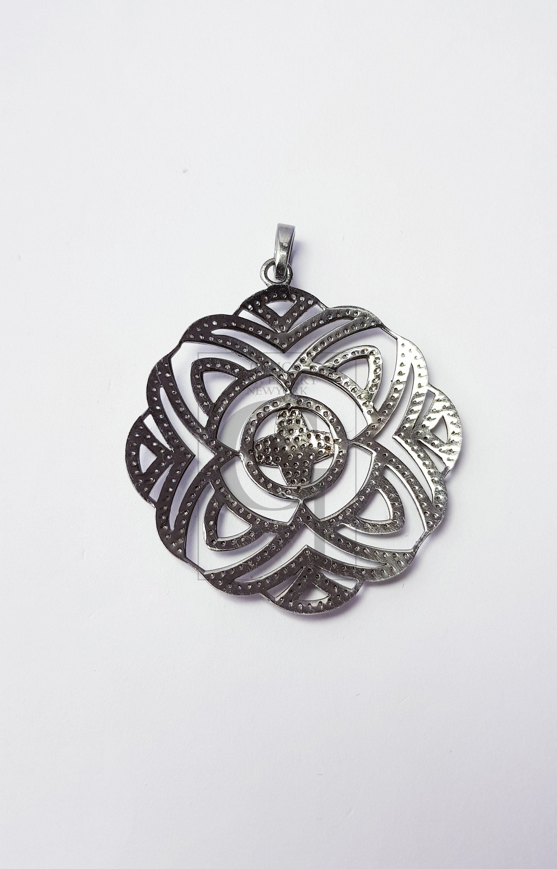 Beautiful Circle Rosecut Pave Diamond Pendant 925 Sterling Silver Handmade Latest Designer Finish Diamond Pendant Jewelry
