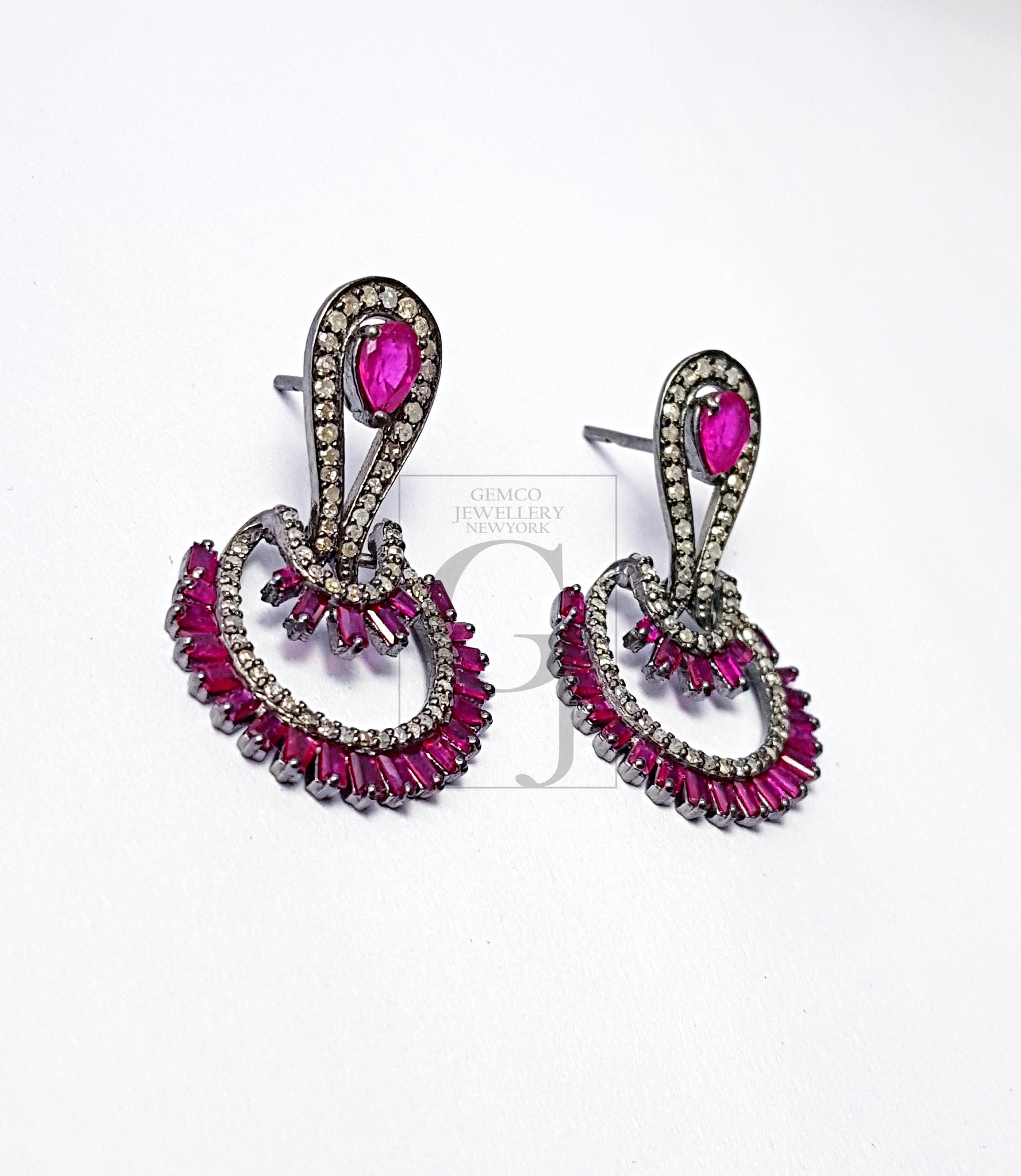 very lovely design ruby baguettes stone earring Pave diamond earring sterling silver earring pave diamond silver earring 925 sterling