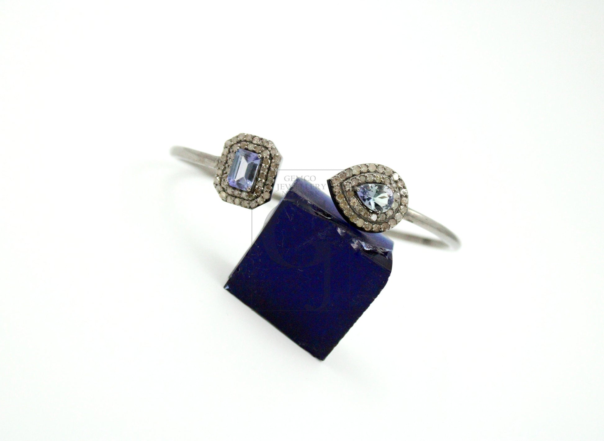 Very Beautiful Designer Tanzanite Rosecut Pave Diamond Bangle Bracelet 925 Sterling Silver Handmade Finish Diamond Bangle Bracelet