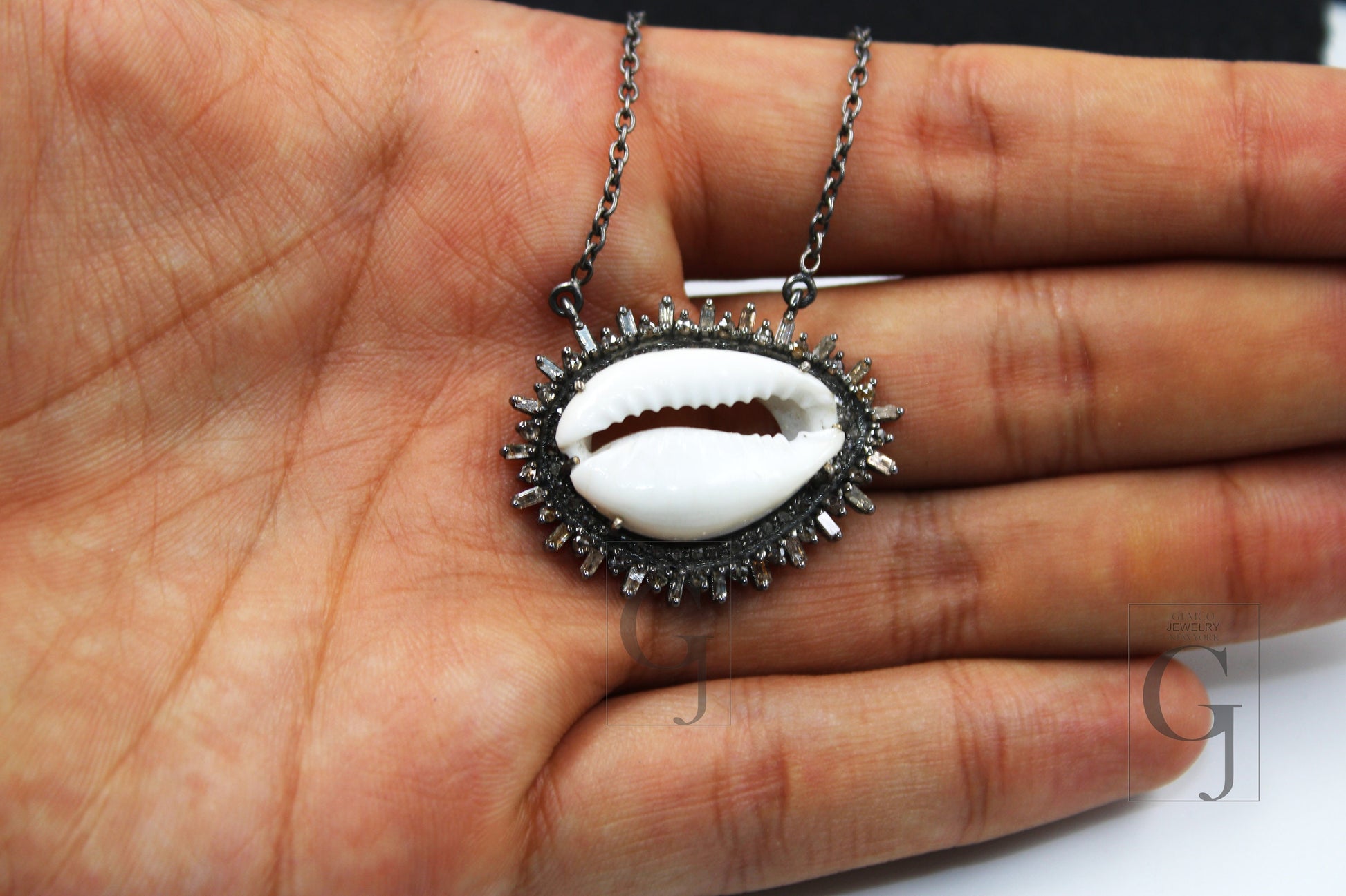 Very Beautiful Designer Cowrie Shell Rosecut Pave Diamond Pendant 925 Sterling Silver Handmade Finish Diamond Charms Necklace Pendant