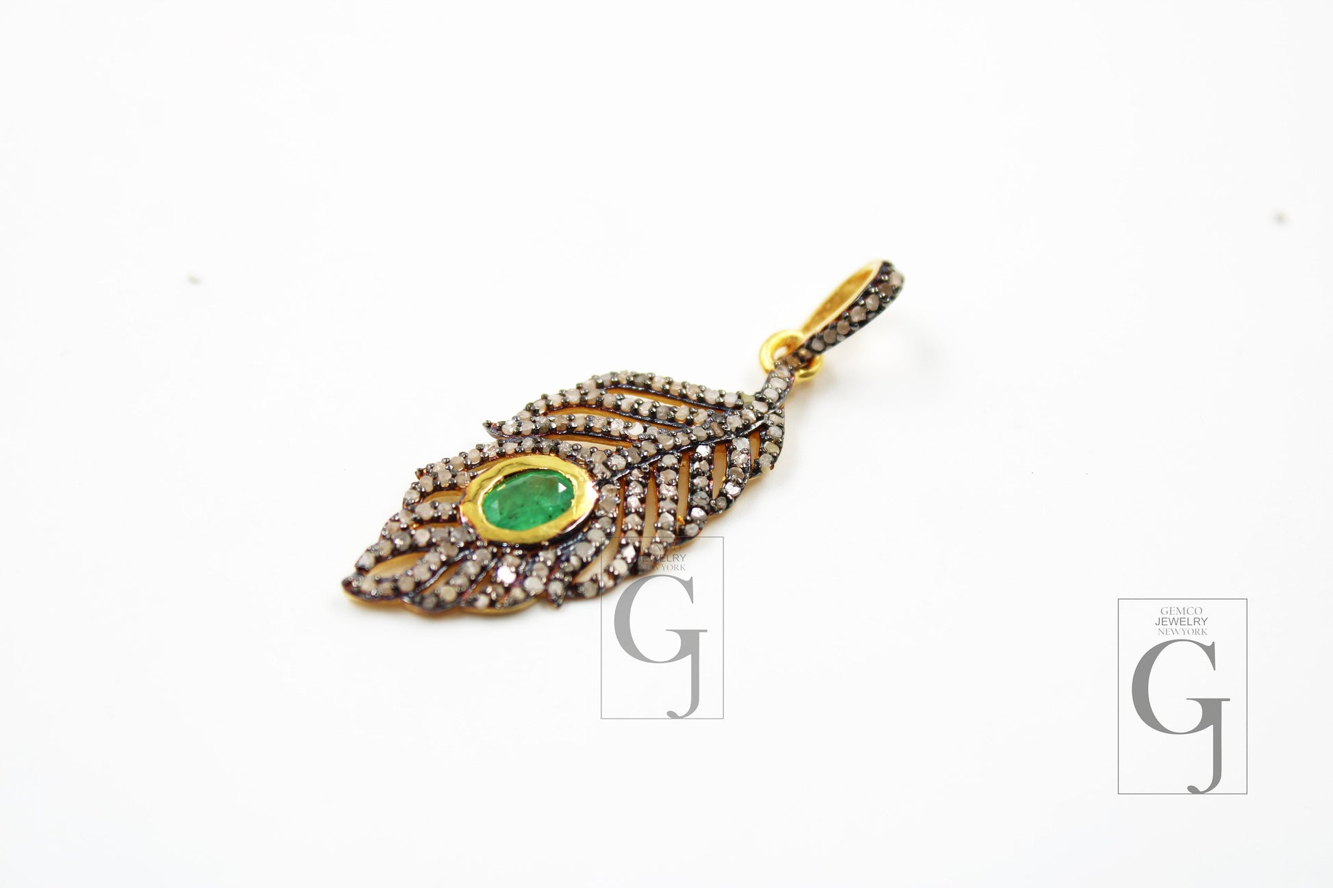Beautiful Designer Feather Emerald Pendant Rosecut Pave Diamond Pendant 925 Sterling Silver Handmade Finish Diamond Necklace Pendant Jewelry