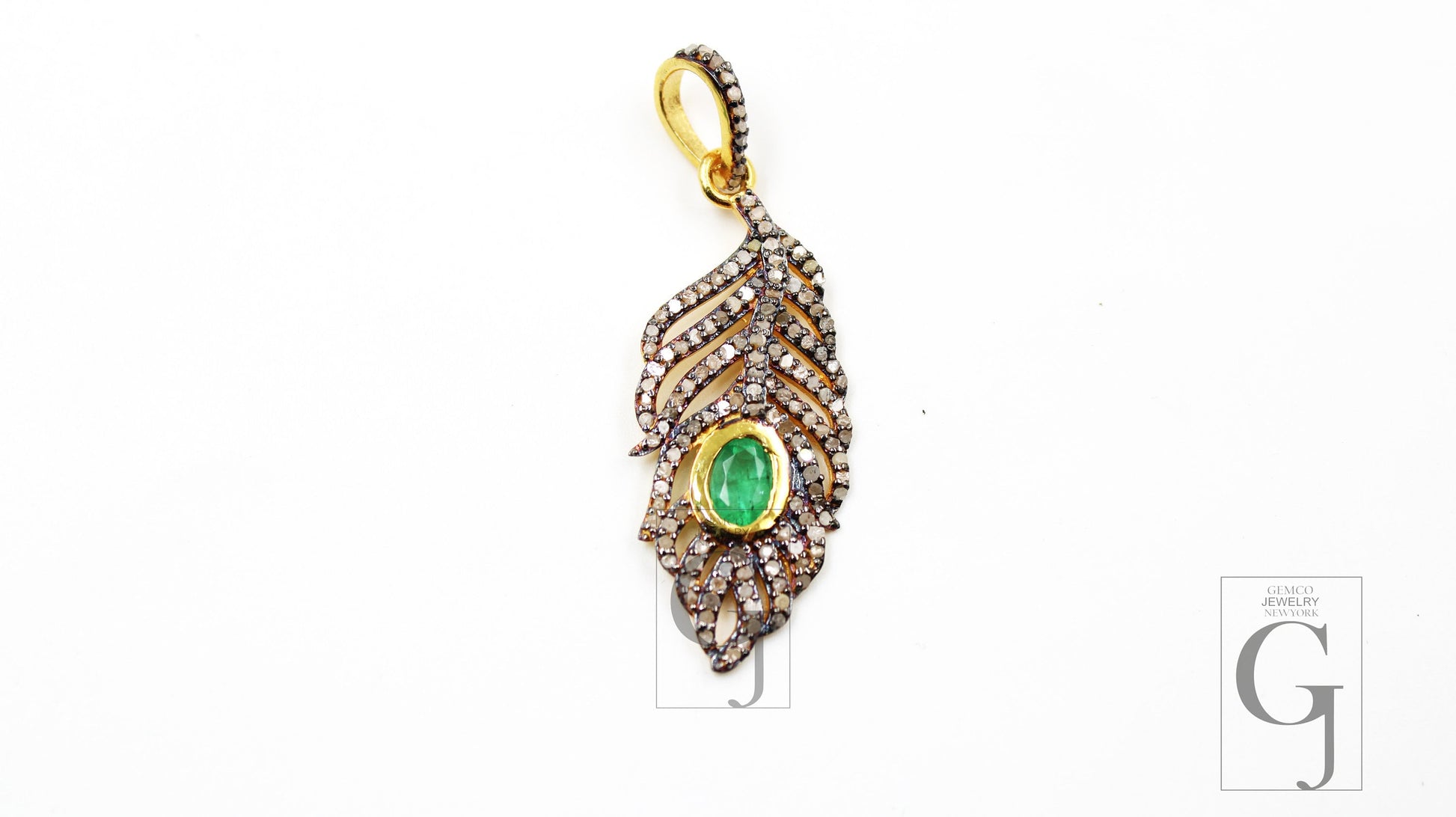 Beautiful Designer Feather Emerald Pendant Rosecut Pave Diamond Pendant 925 Sterling Silver Handmade Finish Diamond Necklace Pendant Jewelry