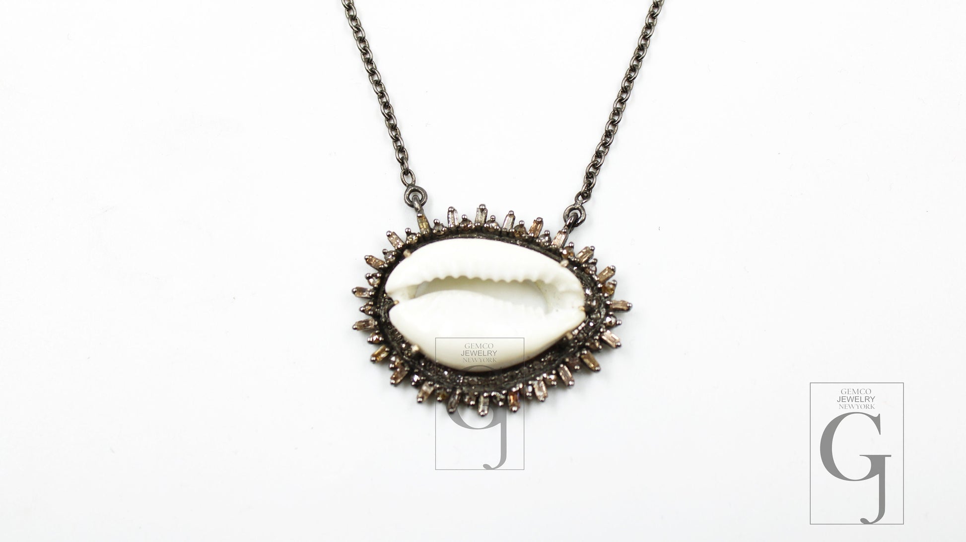 Very Beautiful Designer Cowrie Shell Rosecut Pave Diamond Pendant 925 Sterling Silver Handmade Finish Diamond Charms Necklace Pendant