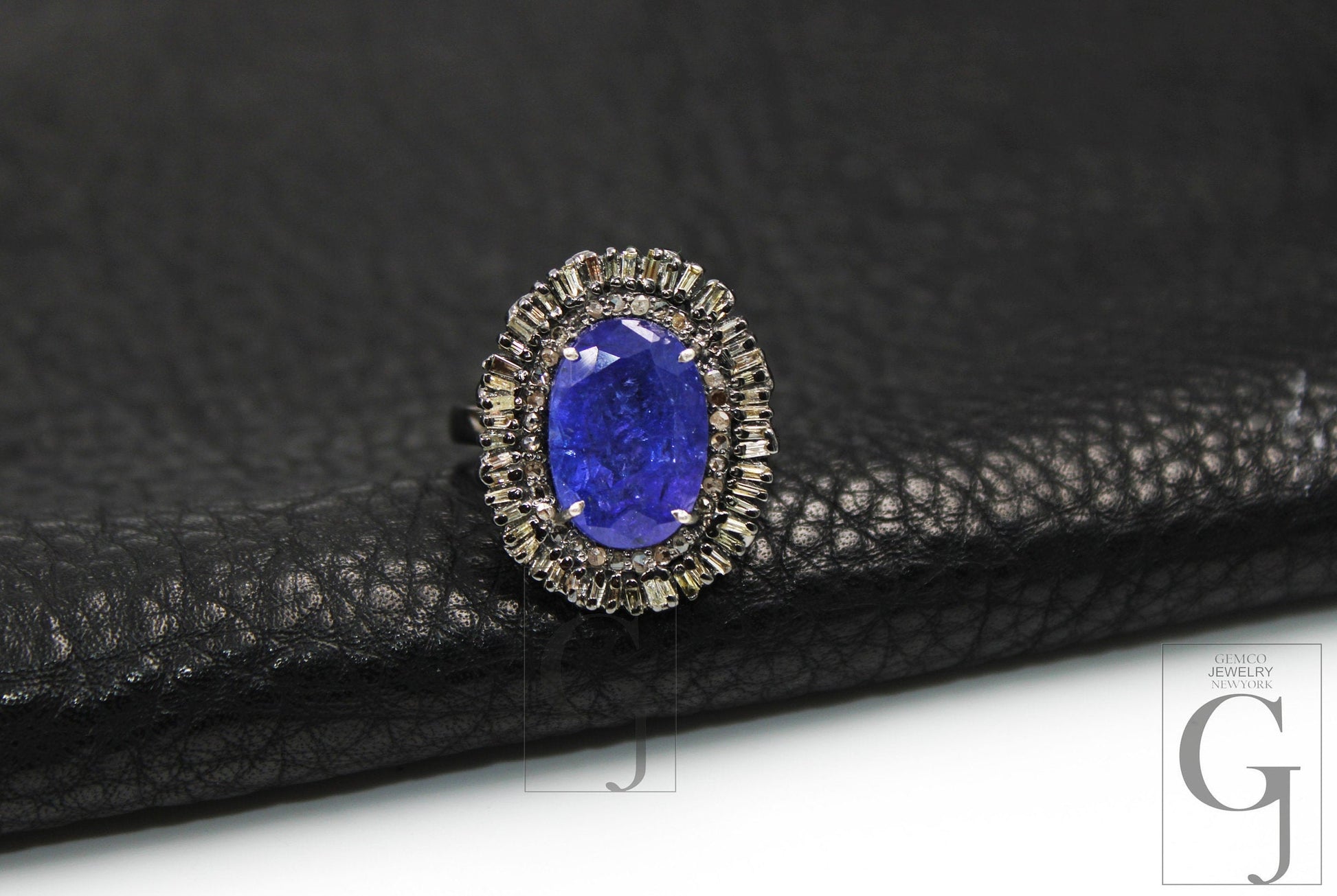 Very Beautiful AAA Quality Natural Tanzanite Ring, Baguettes Ring Designer Rosecut Pave Diamond Ring 925 Sterling Silver Handmade Ring