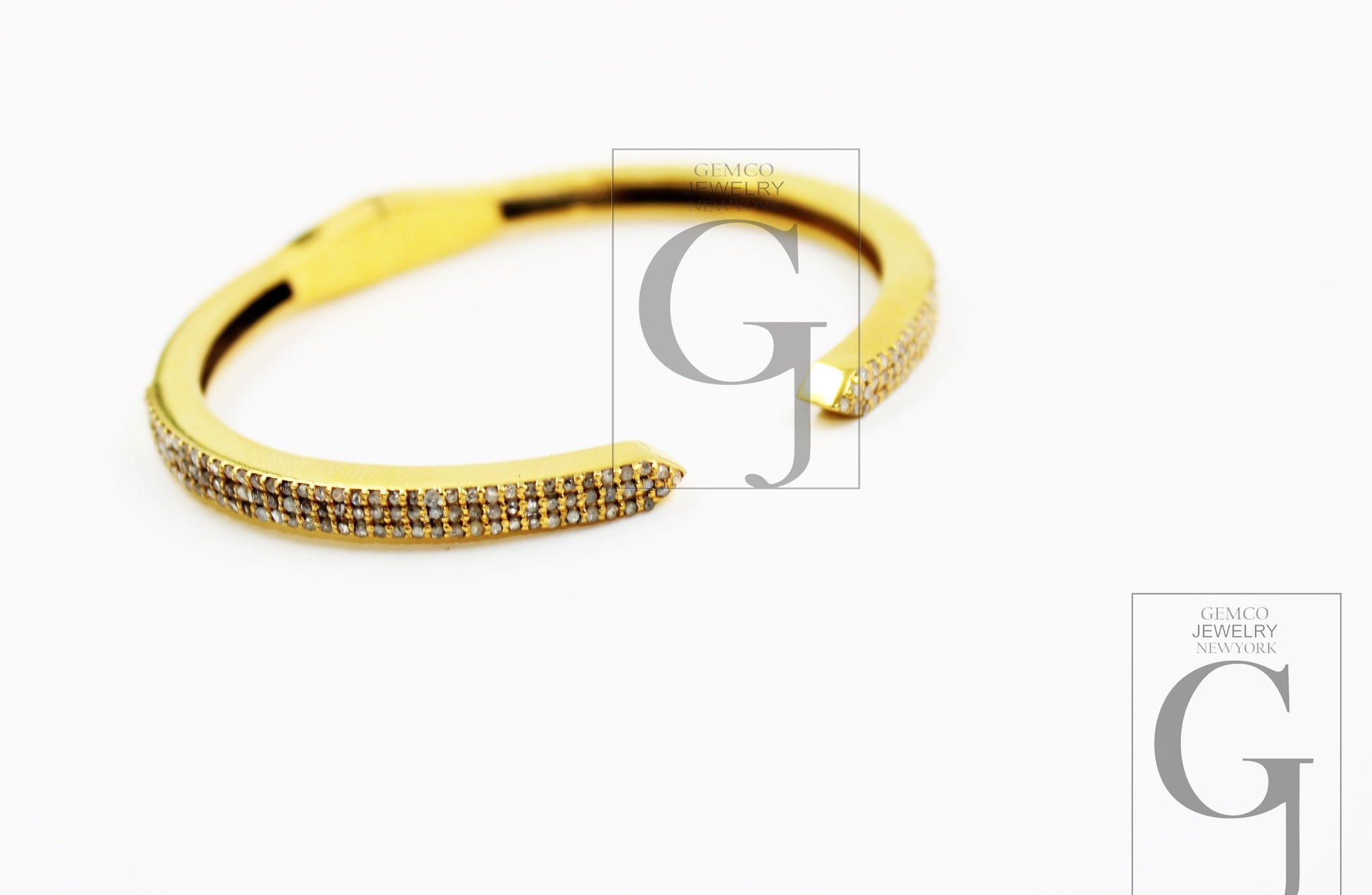 Fashionable 14k gold finish bangle Pave rosecut diamond 925 sterling silver handmade beautiful pave diamond beautiful wrist jewelry bangle
