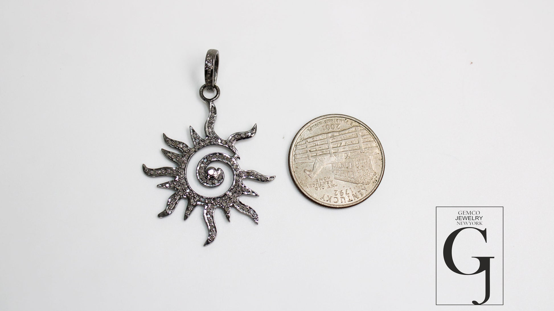 Antique Design Sun Pendant Good Quality Rosecut Pave Diamond Pendant 925 Sterling Silver Handmade Finish Diamond Charms Necklace Pendant