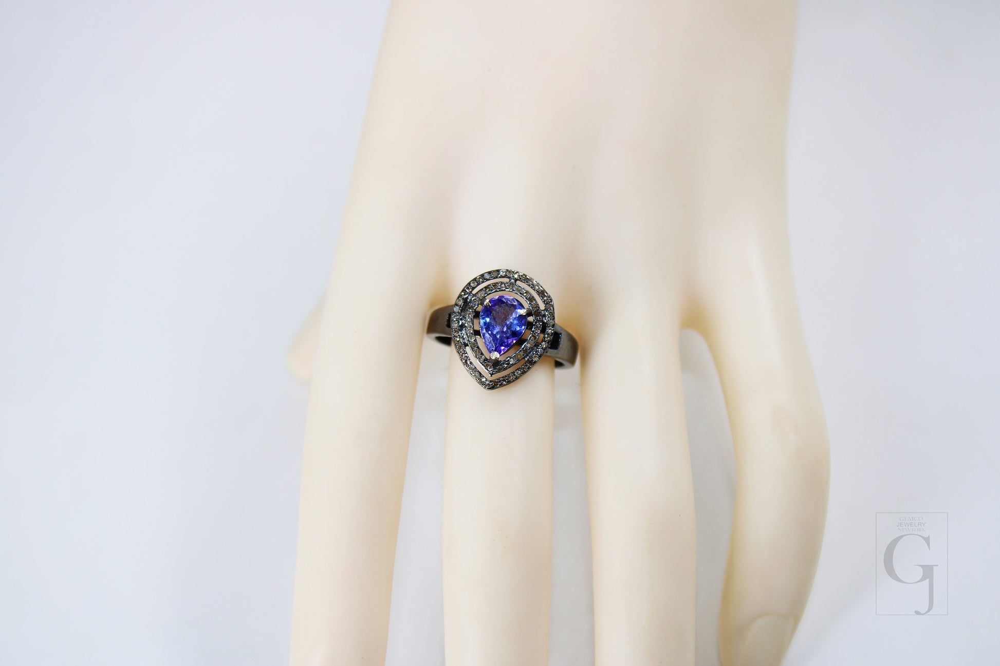 Antique Diamond Natural Pear Shape Tanzanite Ring Rosecut Pave Diamond Rings 925 Sterling Silver Handmade Silver Finish Diamond Ring Jewelry