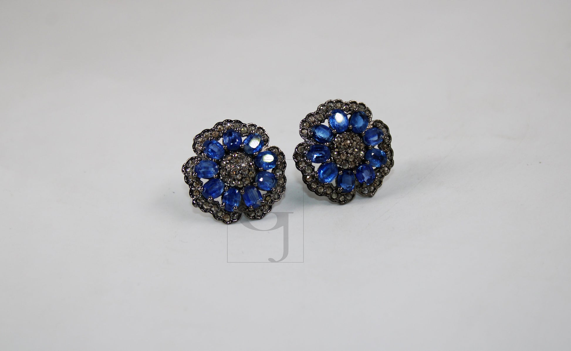 Flower design kayite earring stud tops Pave rosecut diamond 925 sterling silver handmade very beautiful  diamond pave stud earrings