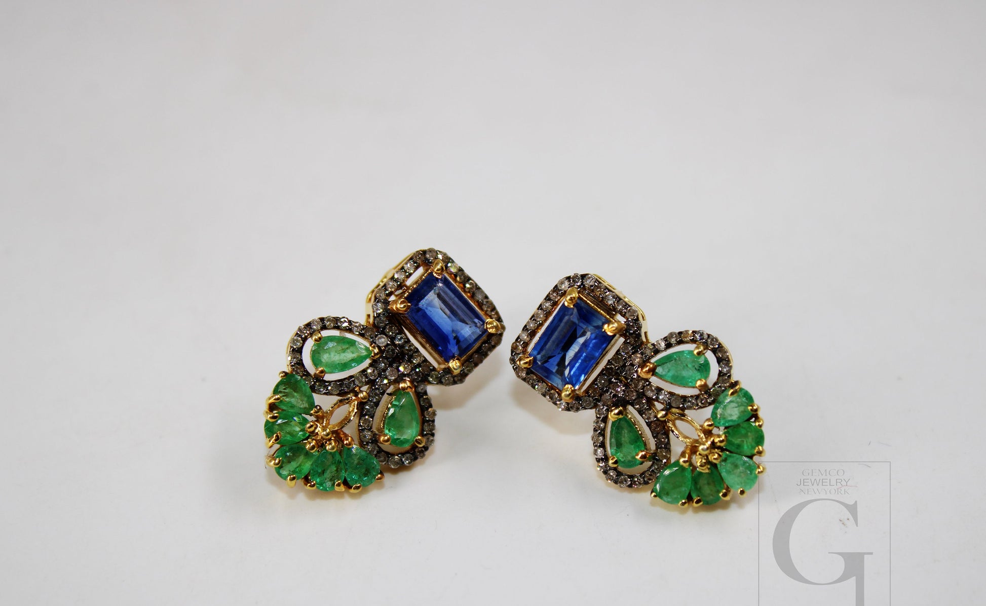 Natural stone emerald and kyanite earring Pave rosecut diamond 925 sterling silver handmade very beautiful  diamond pave stud earrings