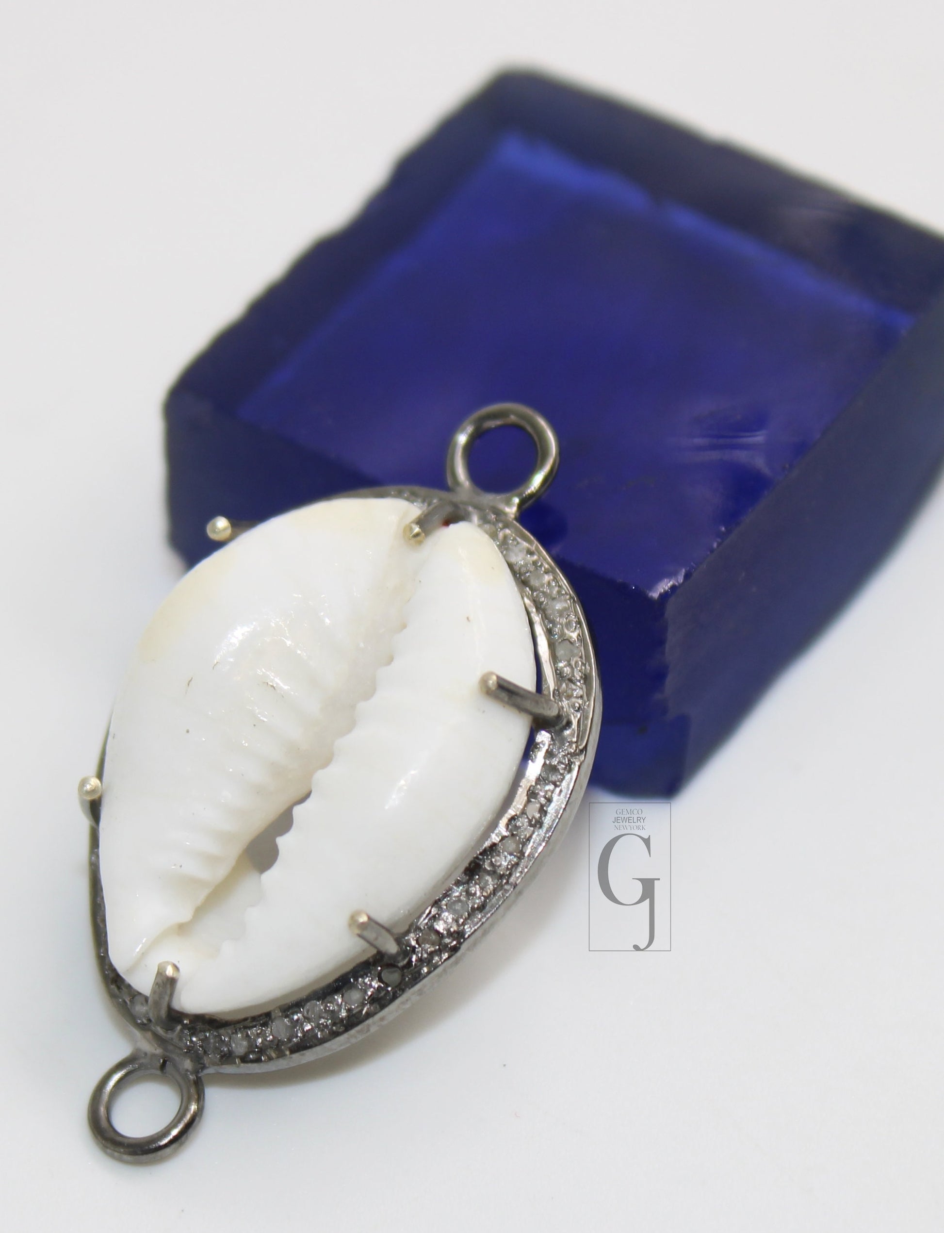 Beautiful Designer Cowrie Designer Rosecut Pave Diamond Connector 925 Sterling Silver Oxidised Handmade Diamond Charm Pendant