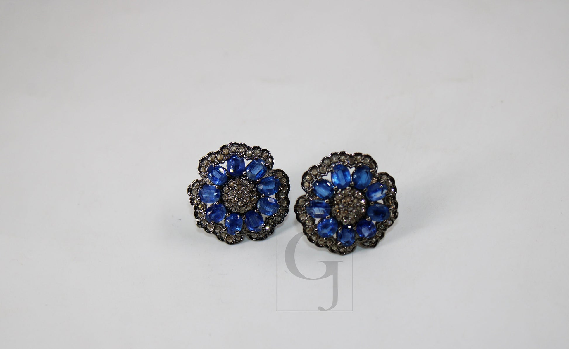 Flower design kayite earring stud tops Pave rosecut diamond 925 sterling silver handmade very beautiful  diamond pave stud earrings