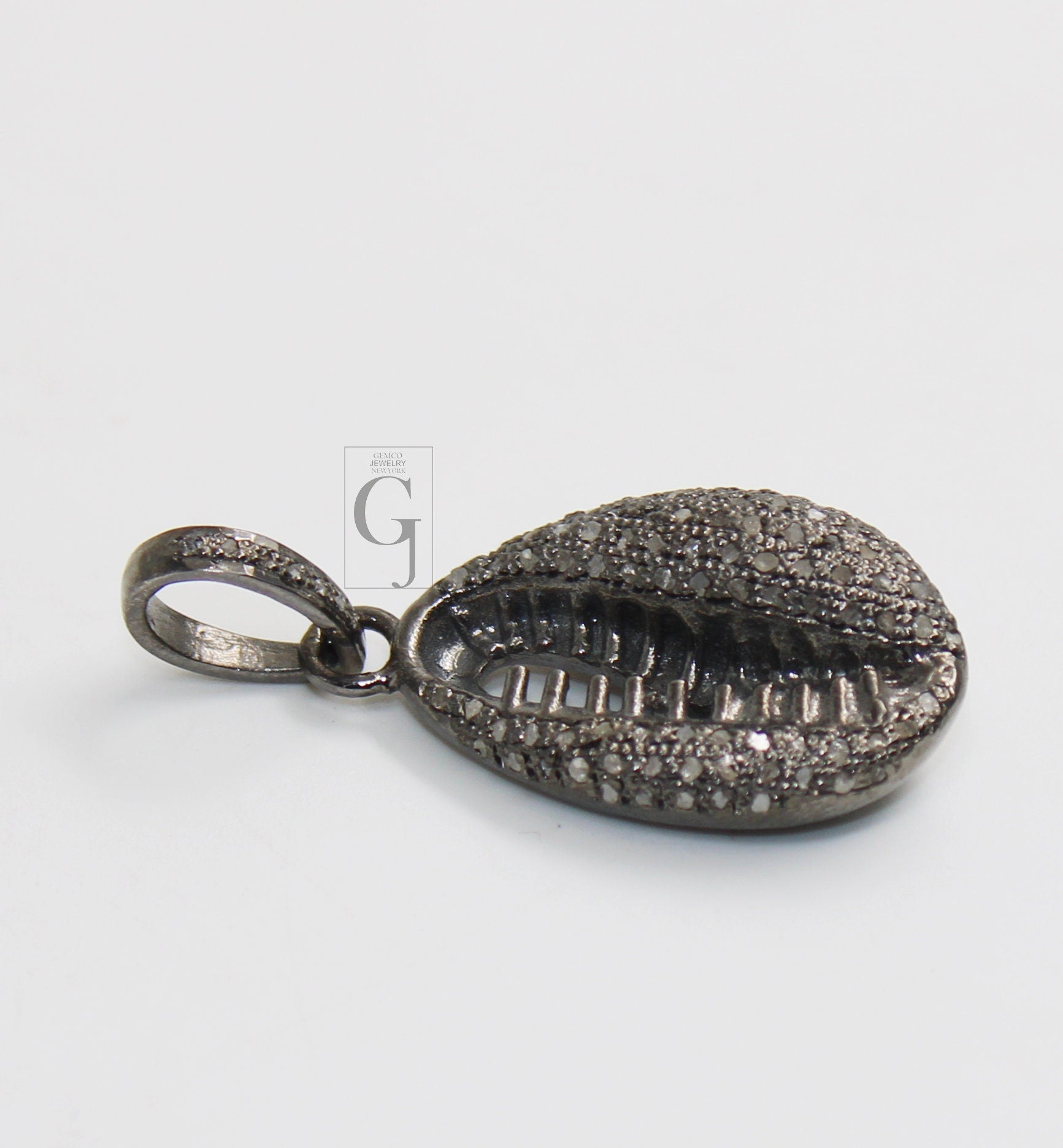 Very beautiful cowrie pendant designer Rosecut pave diamond pendant 925 sterling silver handmade finish diamond charms necklace pendant