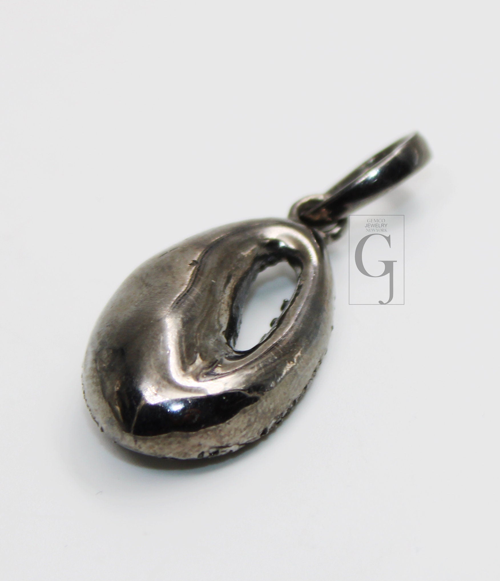 Very beautiful cowrie pendant designer Rosecut pave diamond pendant 925 sterling silver handmade finish diamond charms necklace pendant