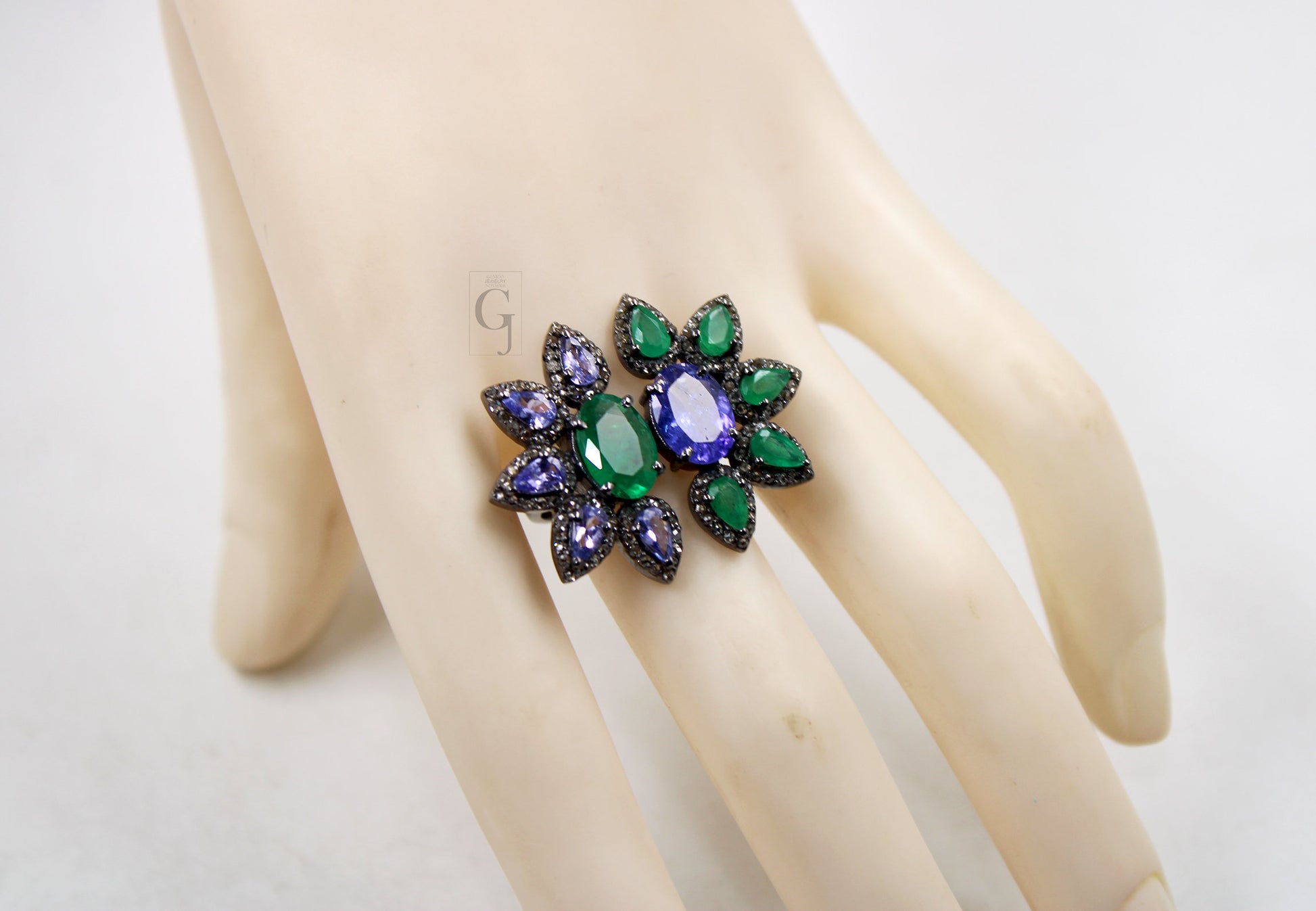 Very Beautiful Emerald And Tanzanite Ring Designer Rosecut Pave Diamond Rings 925 Sterling Silver Handmade Silver Finish Diamond Ring