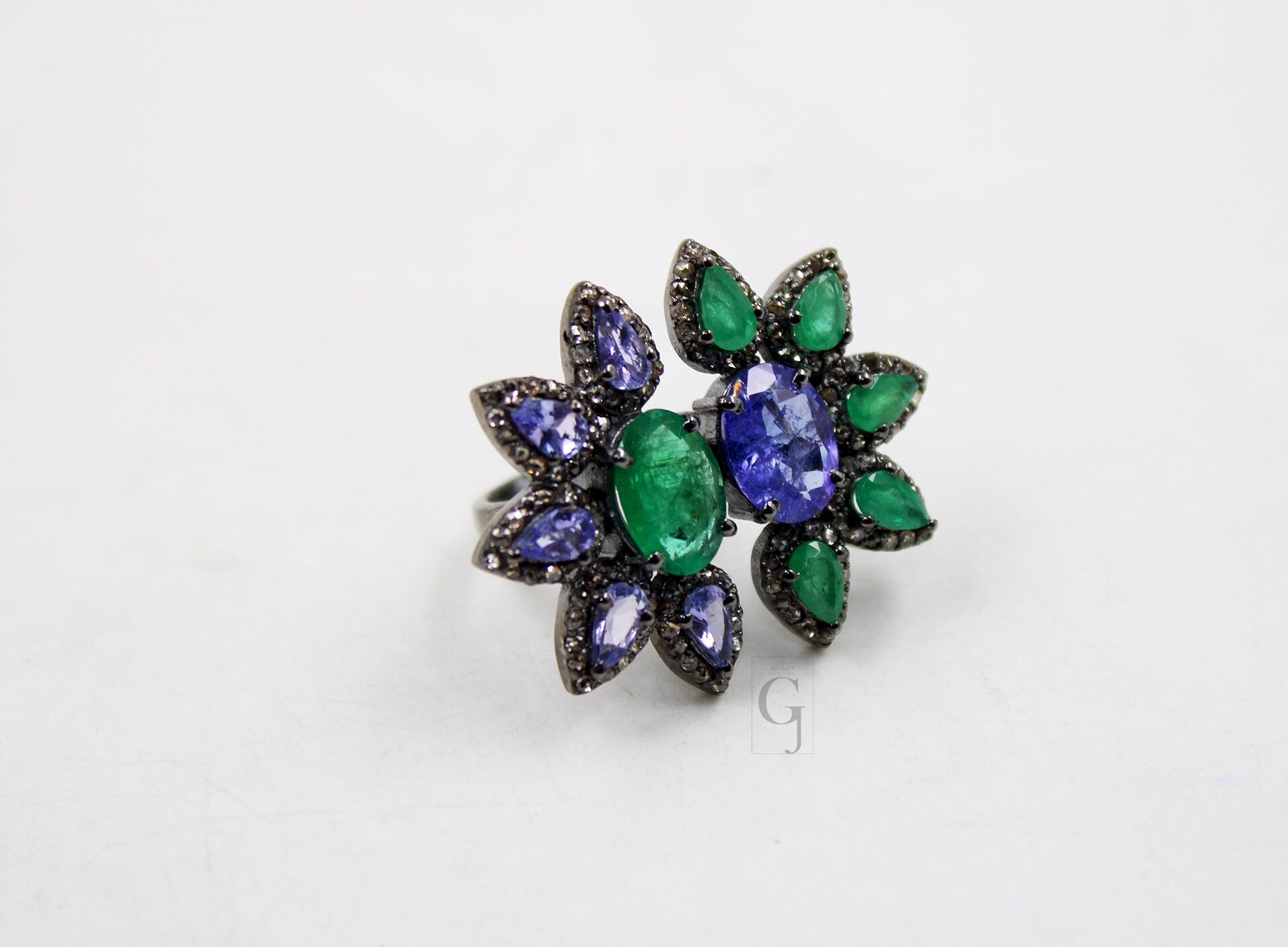 Very Beautiful Emerald And Tanzanite Ring Designer Rosecut Pave Diamond Rings 925 Sterling Silver Handmade Silver Finish Diamond Ring