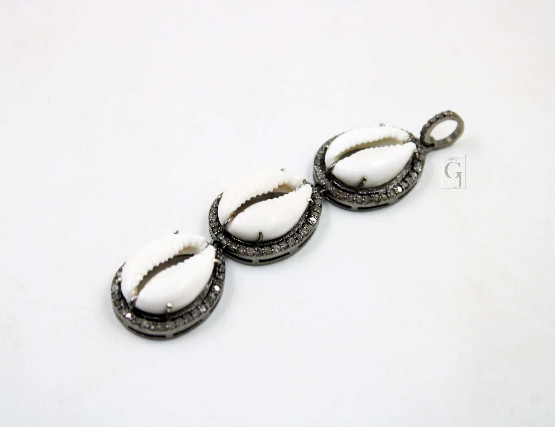 Beautiful Designer 3 Cowries Connecting Pendant Diamond Rosecut Pave Diamond Pendant 925 Sterling Silver Handmade Diamond Necklace Pendant