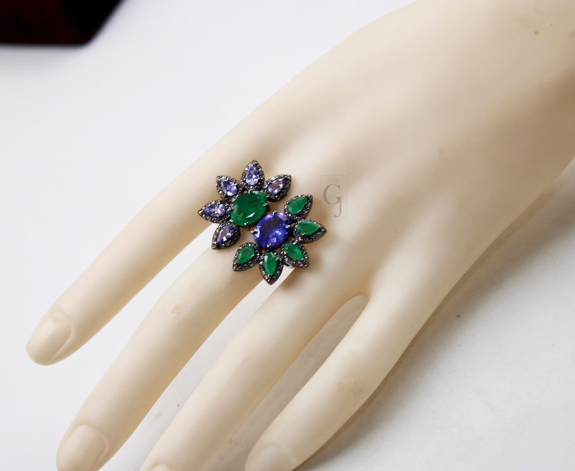 Very Beautiful Emerald And Tanzanite Ring Designer Rosecut Pave Diamond Rings 925 Sterling Silver Handmade Silver Finish Diamond Ring