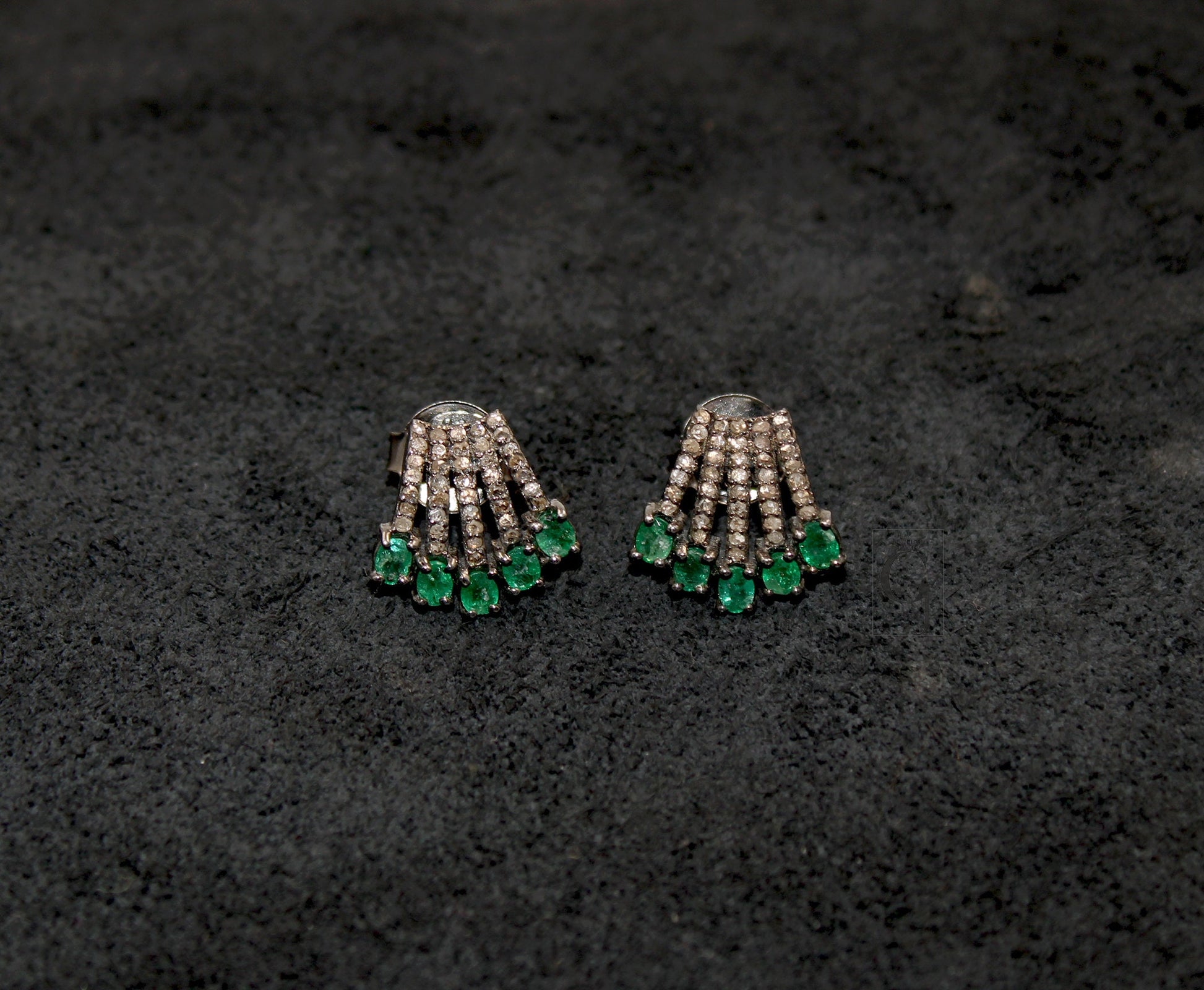 Beautiful Designer Emerald Stud Earrings Tops Pave Rosecut Diamond 925 Sterling Silver Handmade Diamond Pave Stud Earrings