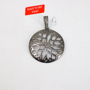Very Beautiful designed centered heart pendant circle Pave diamond rosecut pendant 925 sterling silver finish handmade diamond pendant