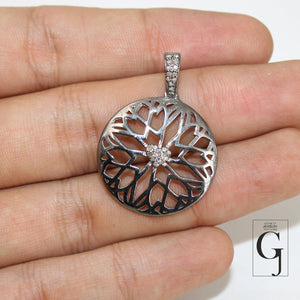Very Beautiful designed centered heart pendant circle Pave diamond rosecut pendant 925 sterling silver finish handmade diamond pendant