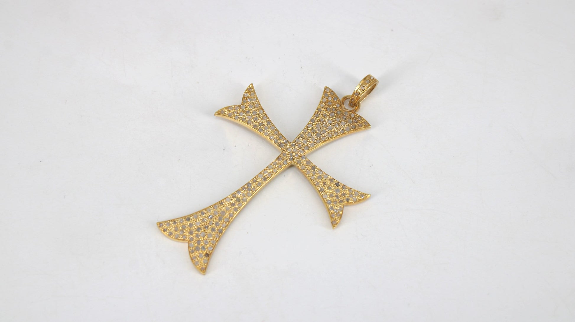 14k Gold Finish Cross Pendant Pave Diamond 925 Sterling Silver Cross Design Beautiful Fashionable Design Pendent Jewelry Supplies