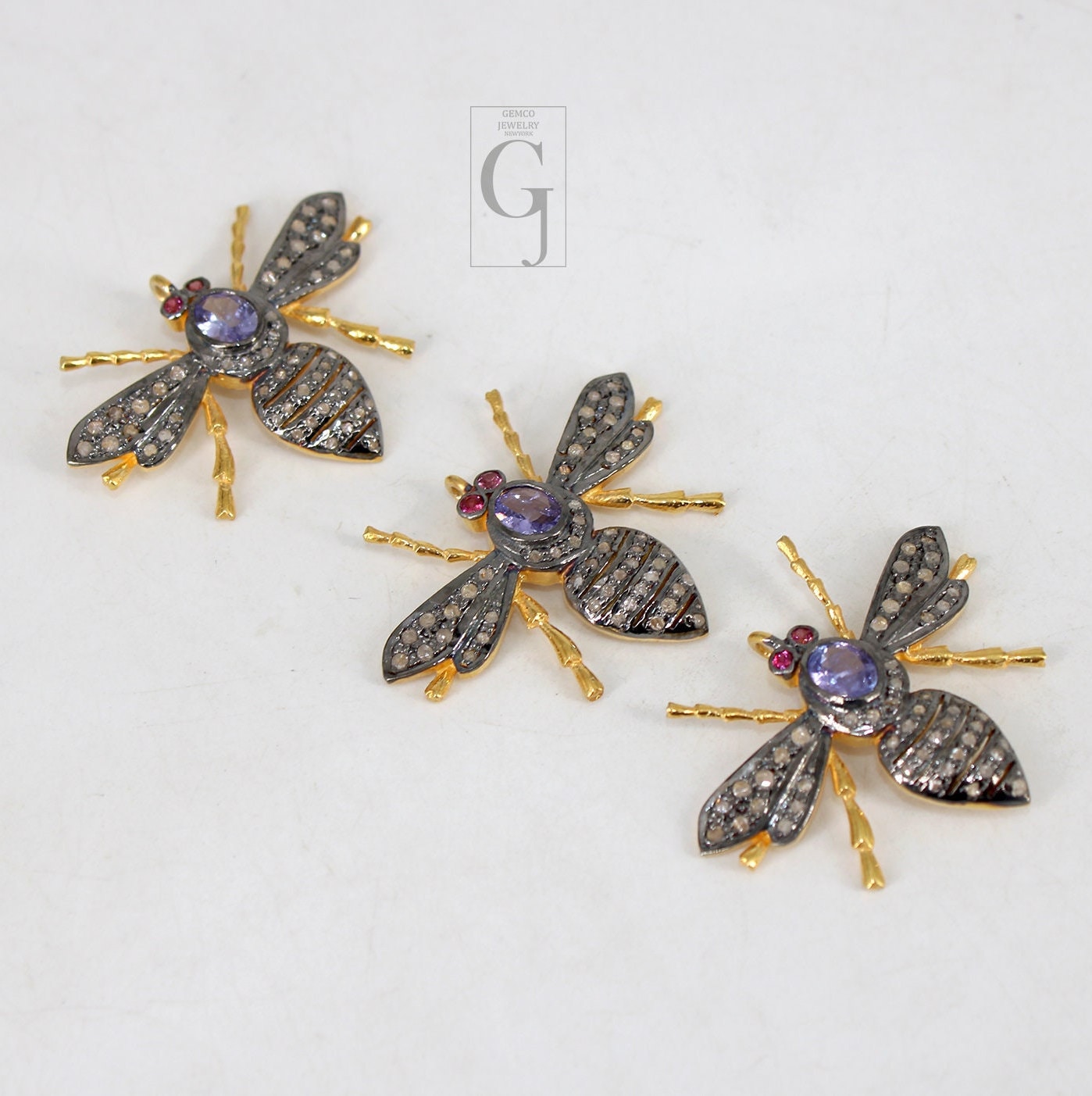 Beautiful Tanzanite Designer Bee Pendant Rosecut Pave Diamond Pendant 925 Sterling Silver Handmade Finish Diamond Jewelry Necklace Pendant