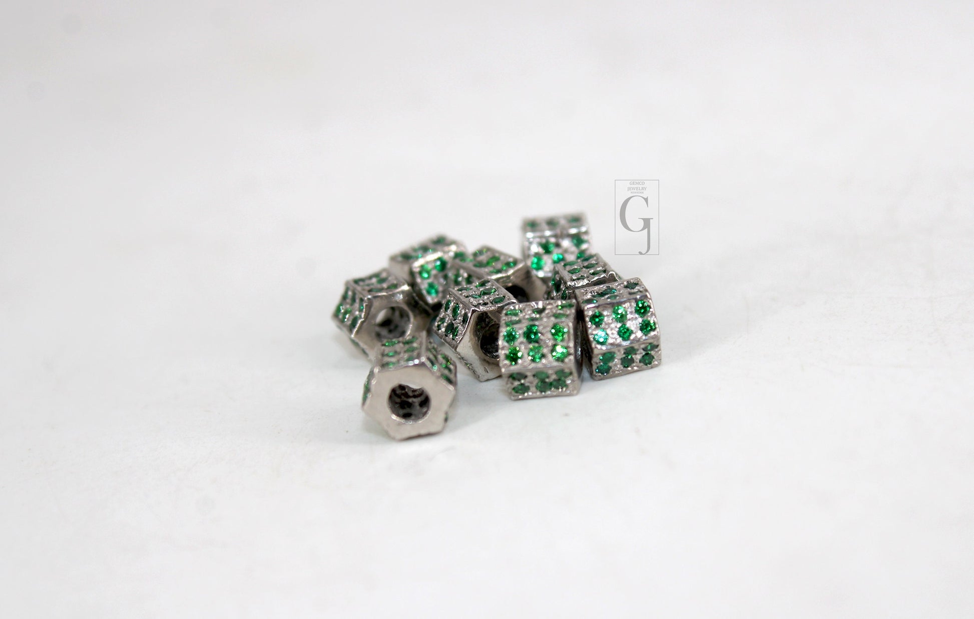 Pave Rosecut Emerald Color Stone 925 Sterling Silver Handmade Pave Emerald Green Stone Rondelles / Bead 6mm 3 Line Diamond Design Spacers