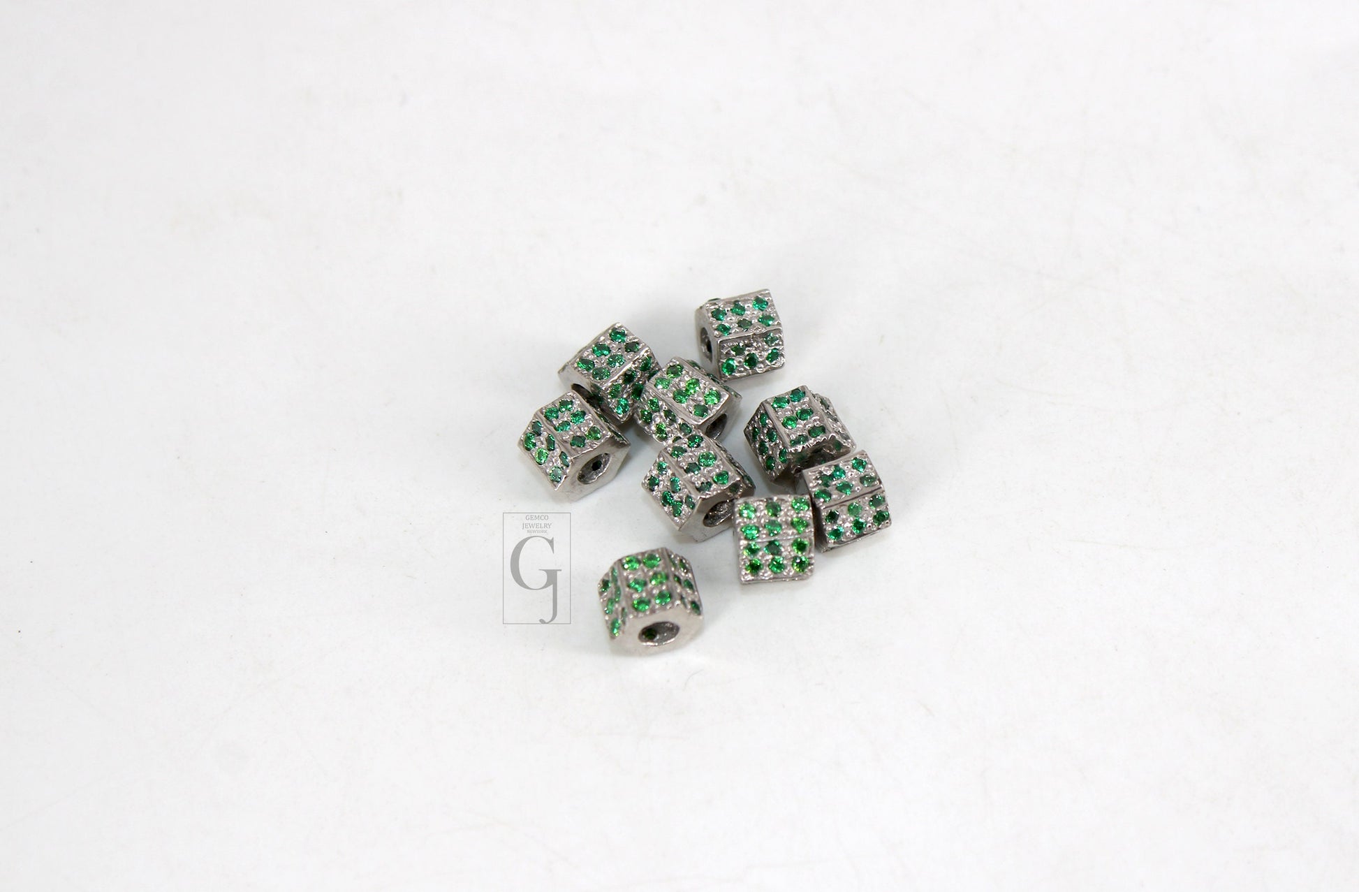 Pave Rosecut Emerald Color Stone 925 Sterling Silver Handmade Pave Emerald Green Stone Rondelles / Bead 6mm 3 Line Diamond Design Spacers