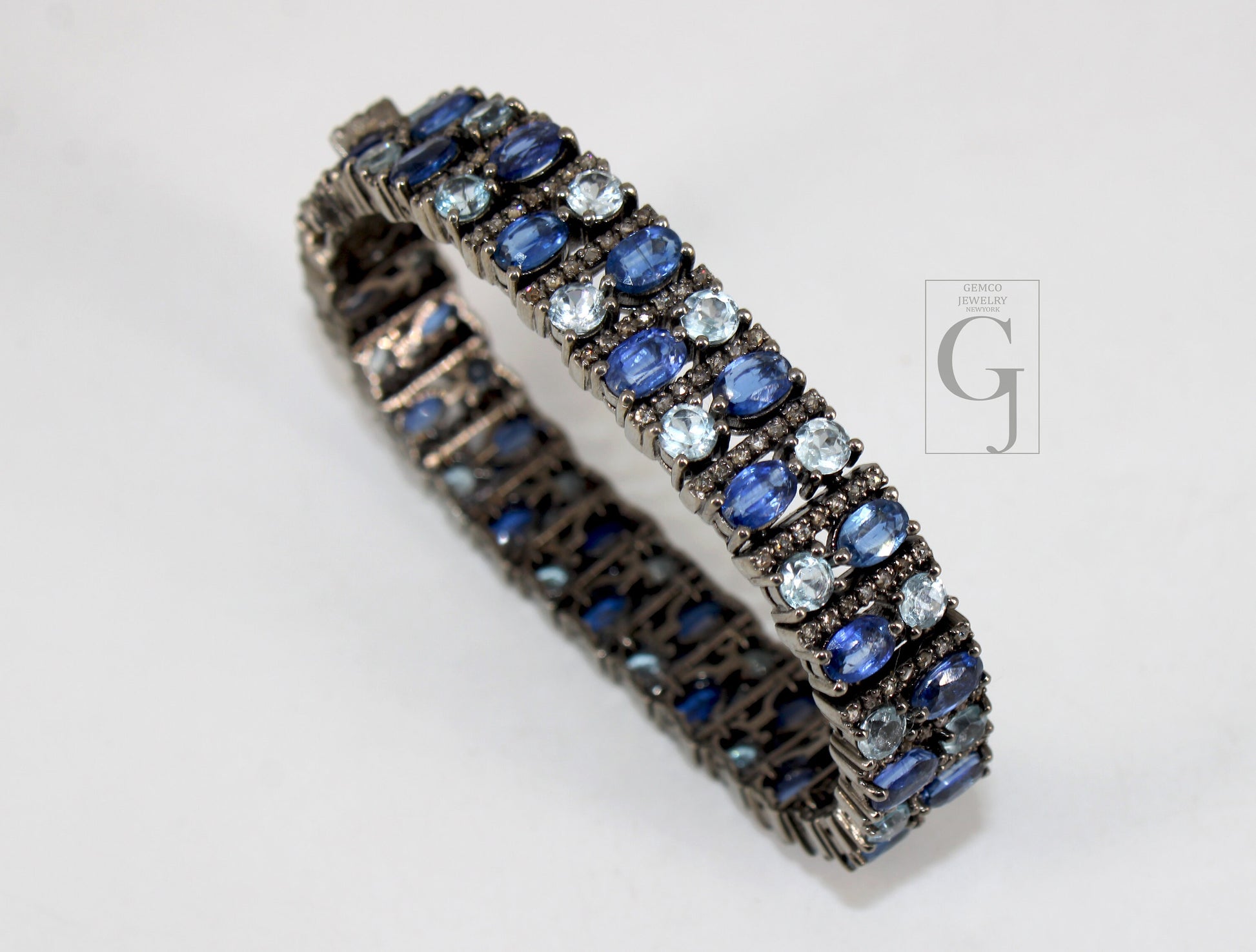 Antique Look Kyanite Bluetopaz Bracelet Jewelry Rosecut Pave Diamond Bracelet 925 Sterling Silver Handmade Finish Diamond Bangle Bracelet